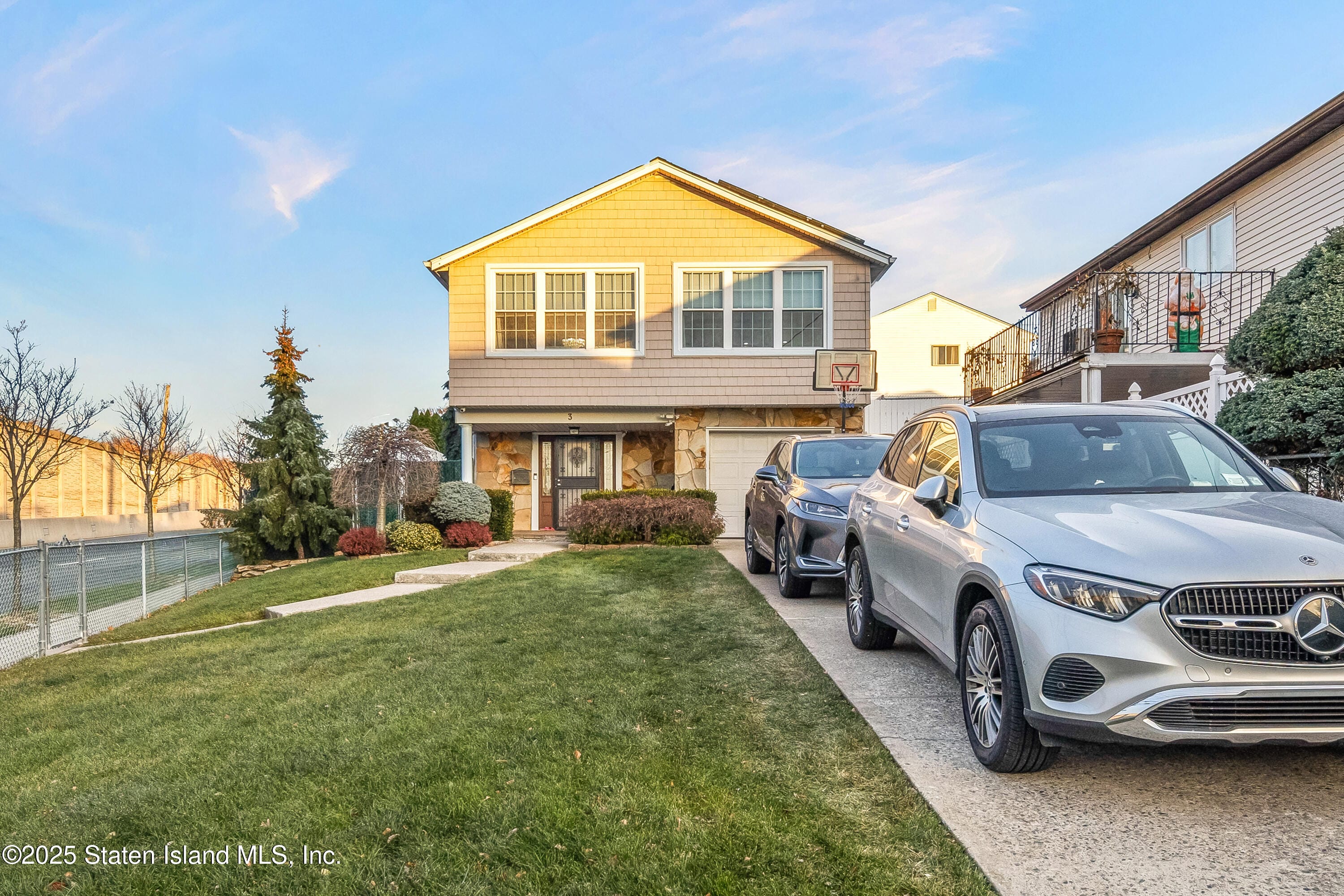 3 Melba Street, Staten Island, NY, 10314