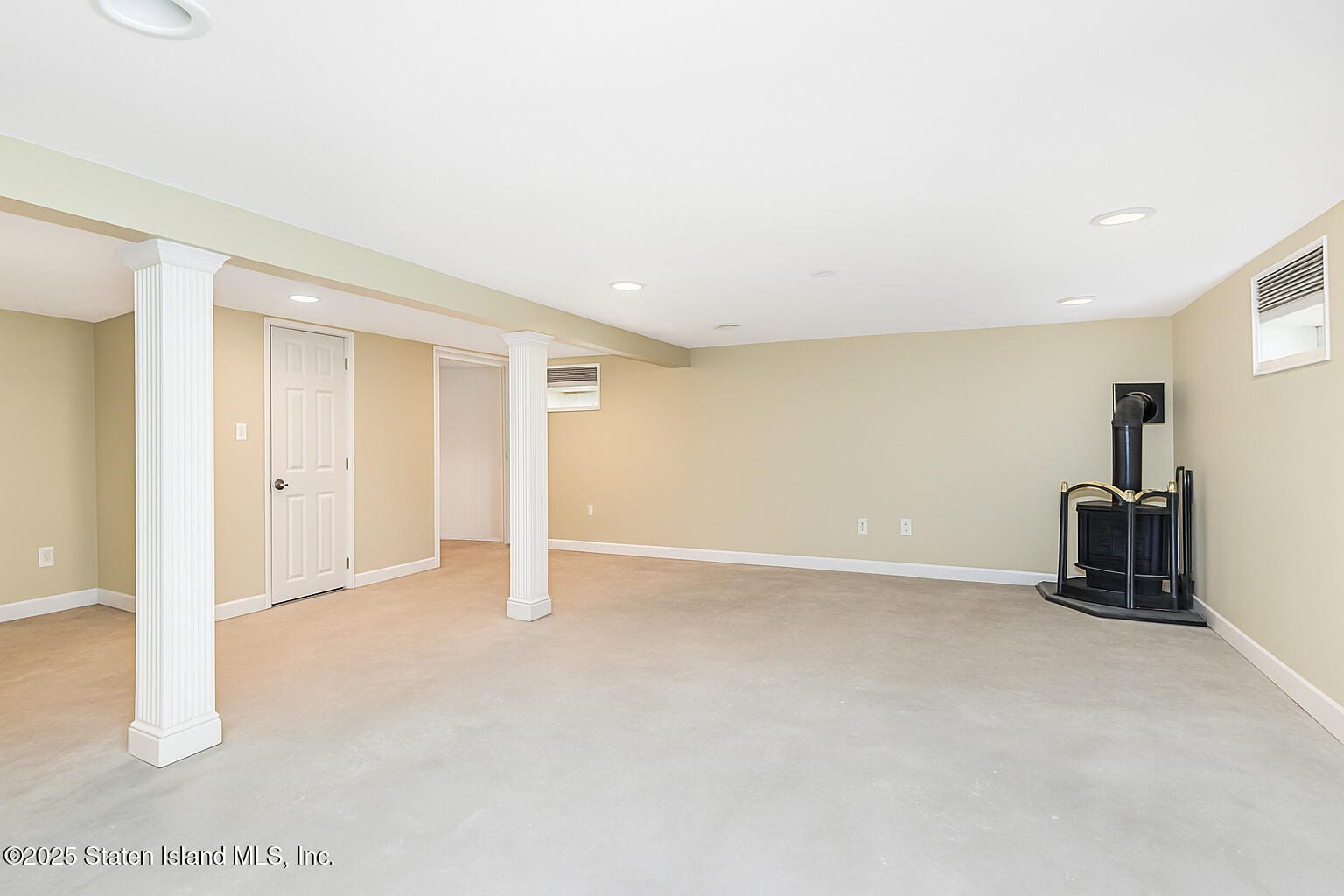 212 Demorest Avenue, Staten Island, NY, 10314 image 25