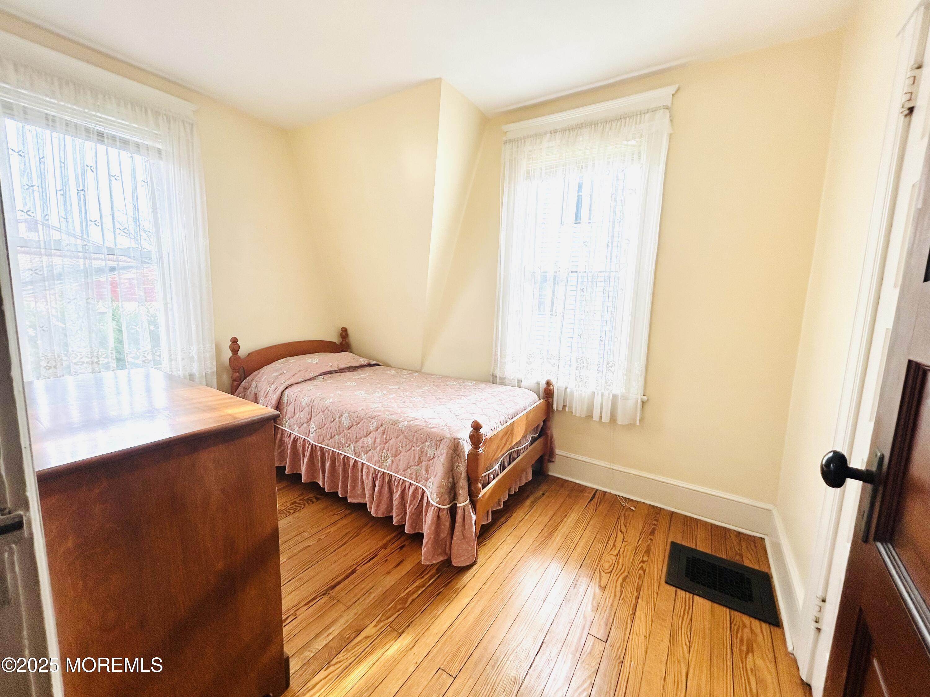 34 Rector Place, Red Bank, NJ, 07701 image 16