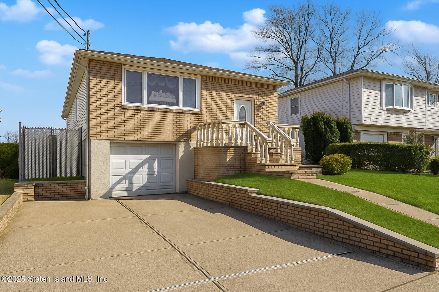 141 N Pine Terrace Image 2