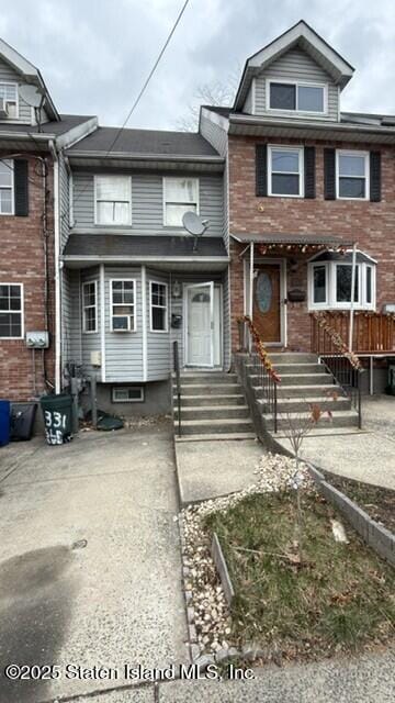331 Glen Avenue, Staten Island, NY, 10301