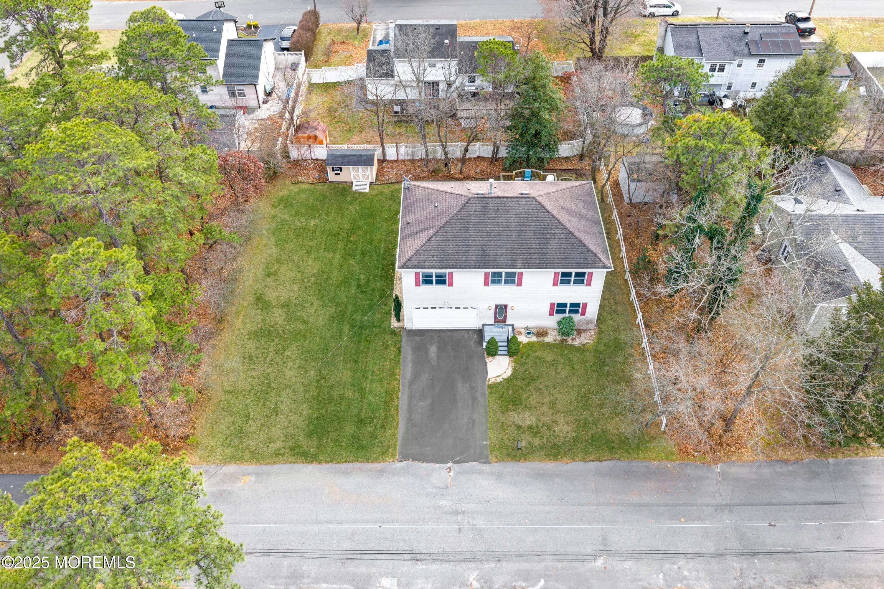 732 Wellington Avenue Image 5