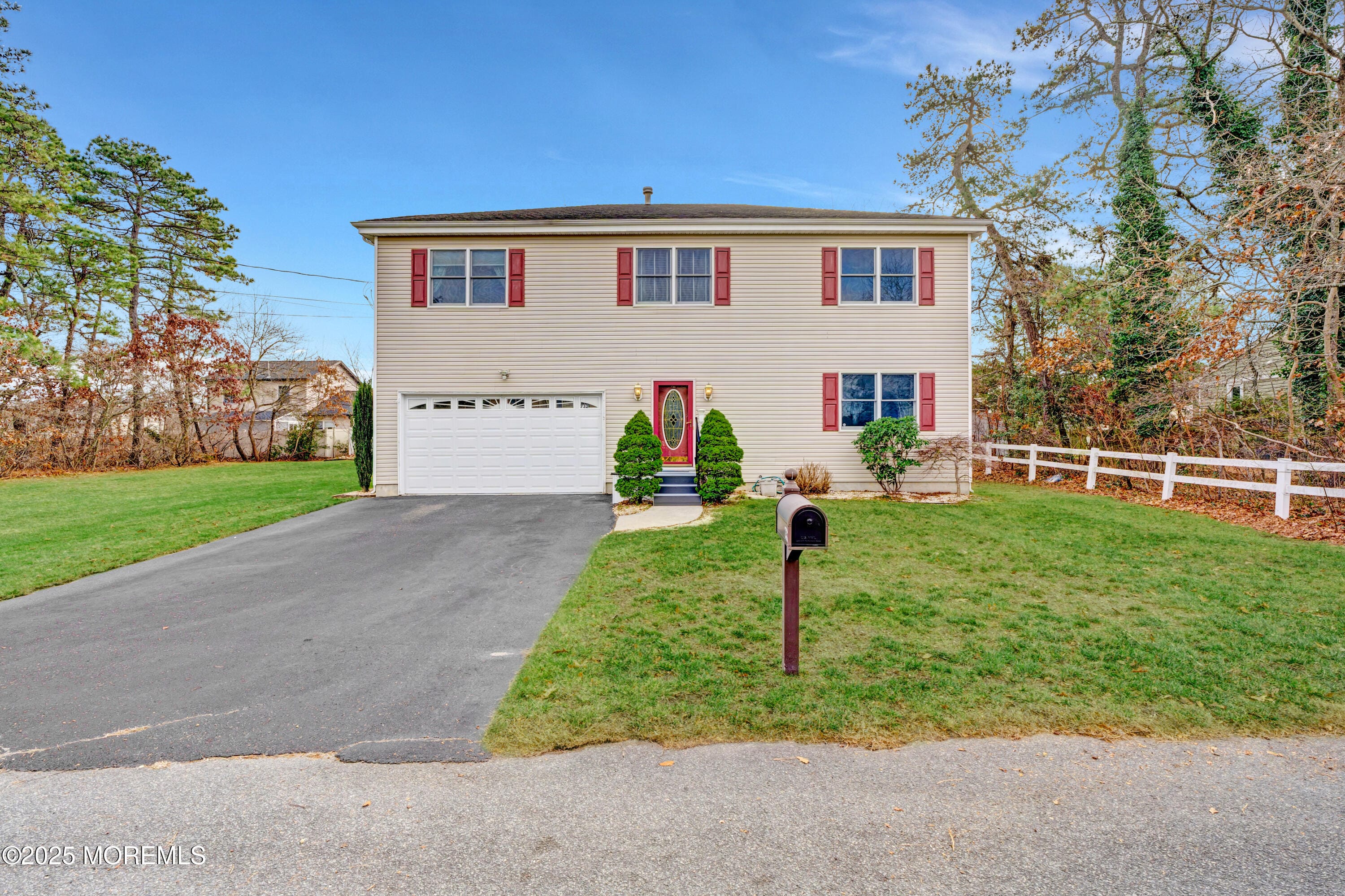 732 Wellington Avenue Image 4