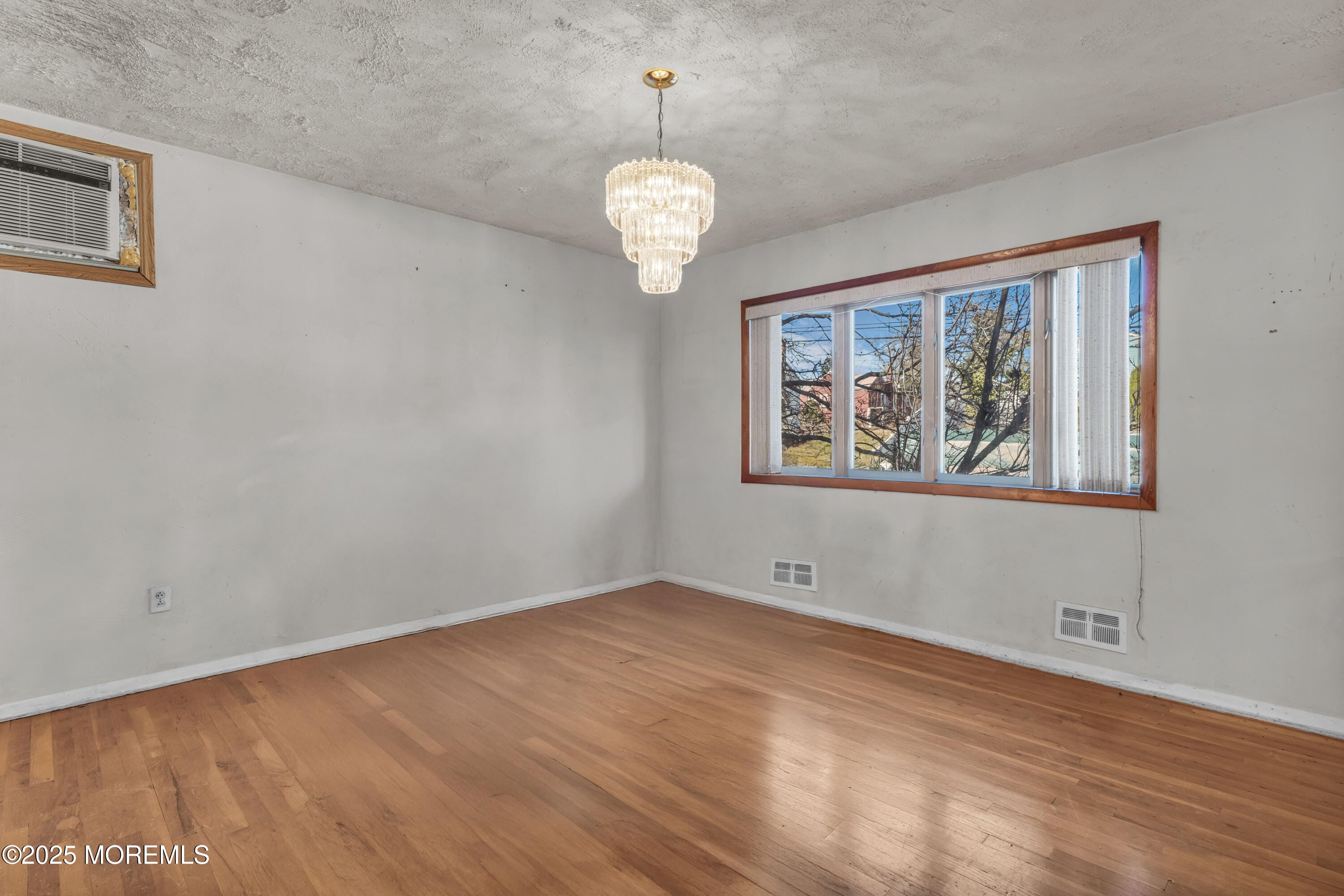 975 S Concourse, Keyport, NJ, 07735 image 15