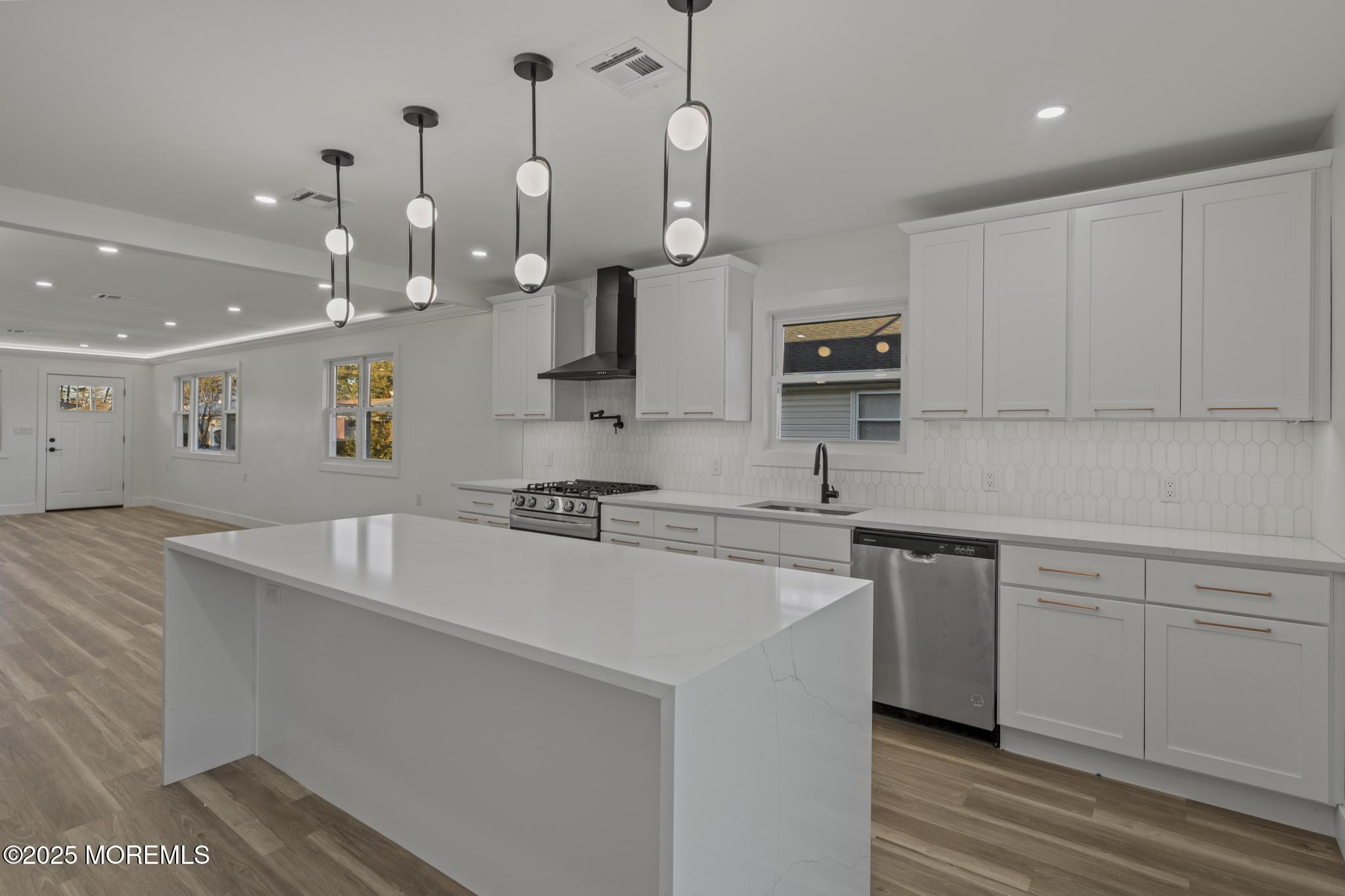 16 Saint Kitts Drive, Toms River, NJ, 08757 image 11