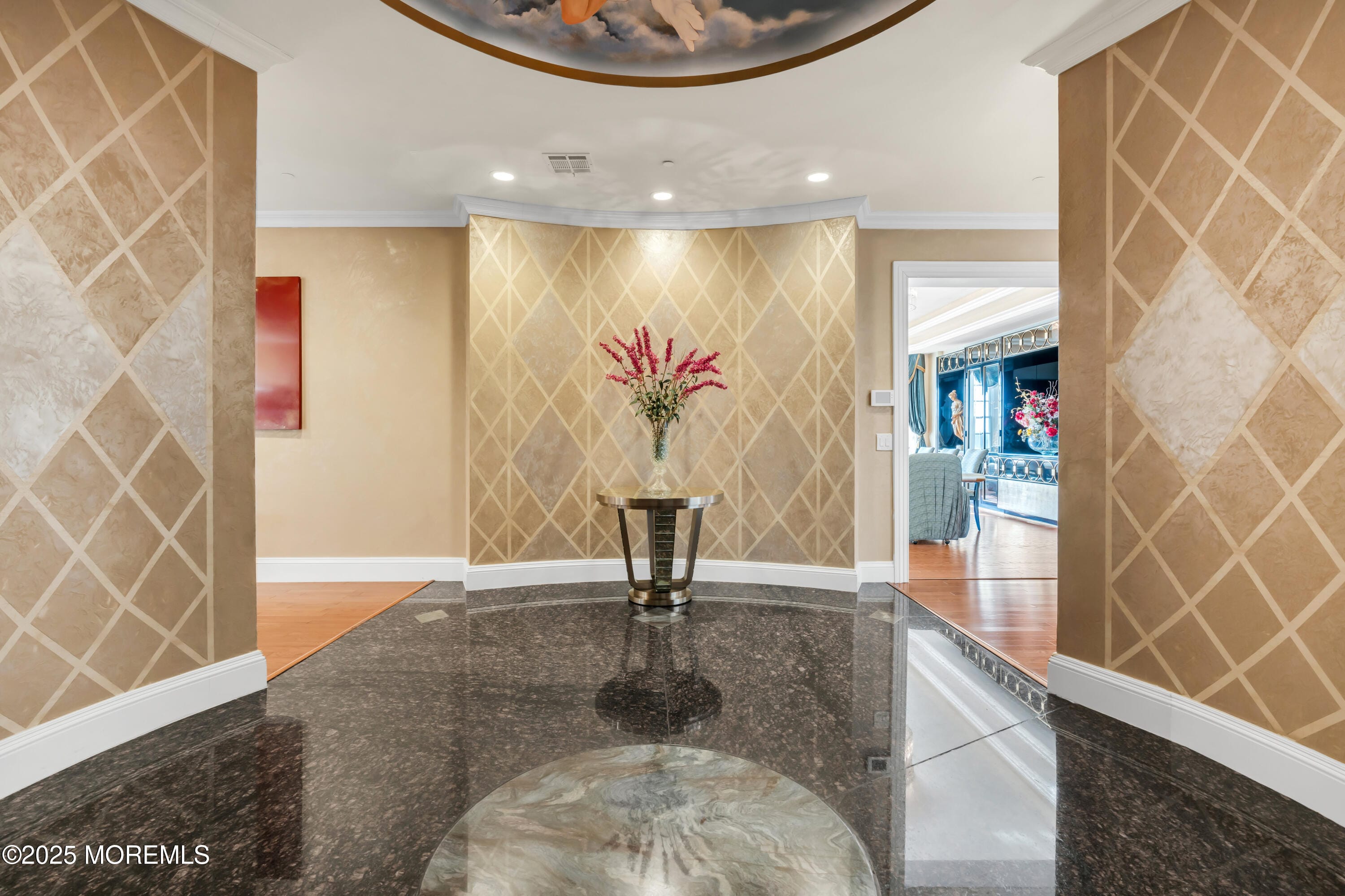 1041 Oval Road Image 4