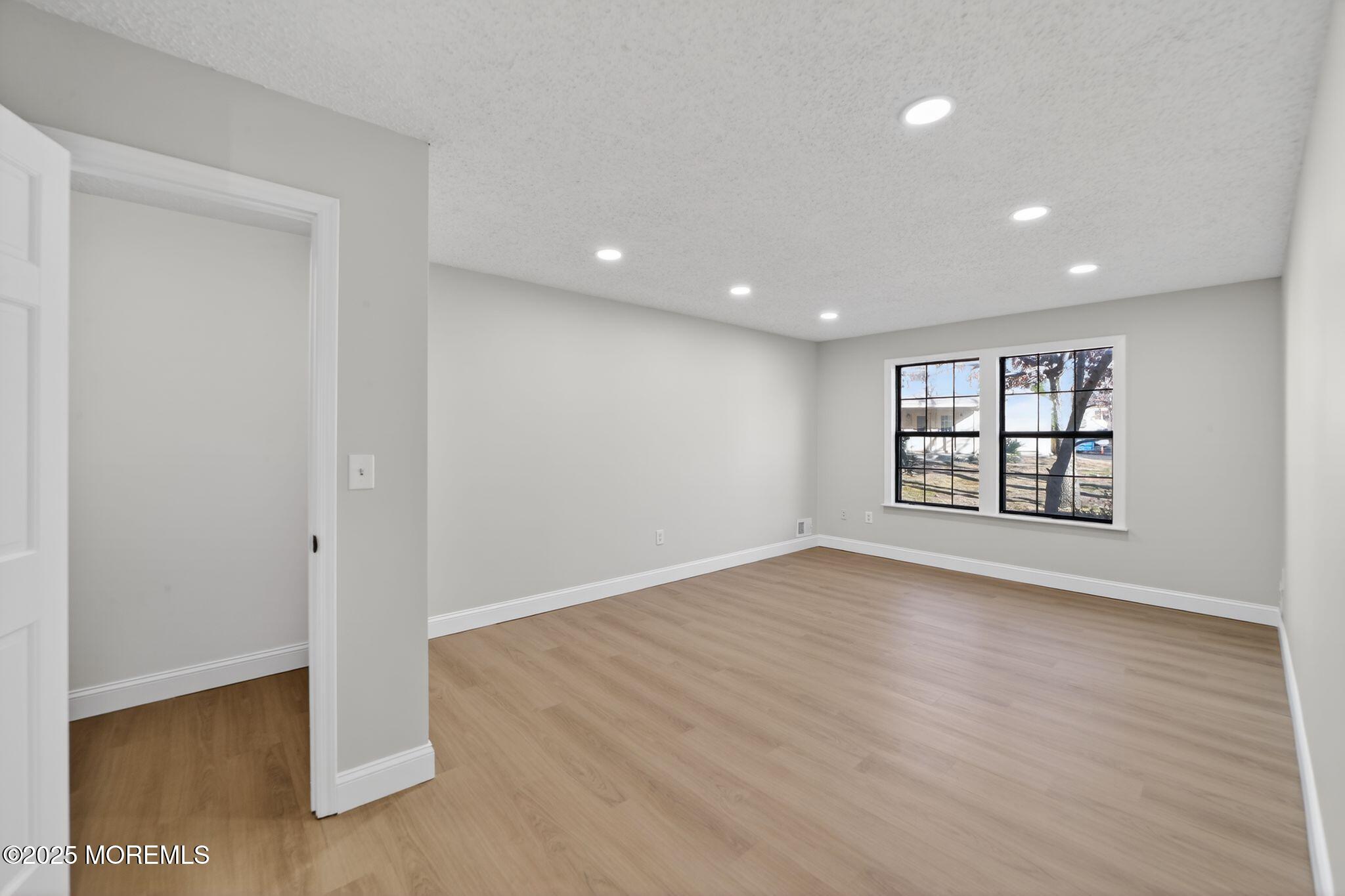 606 Goldthread Court Image 2