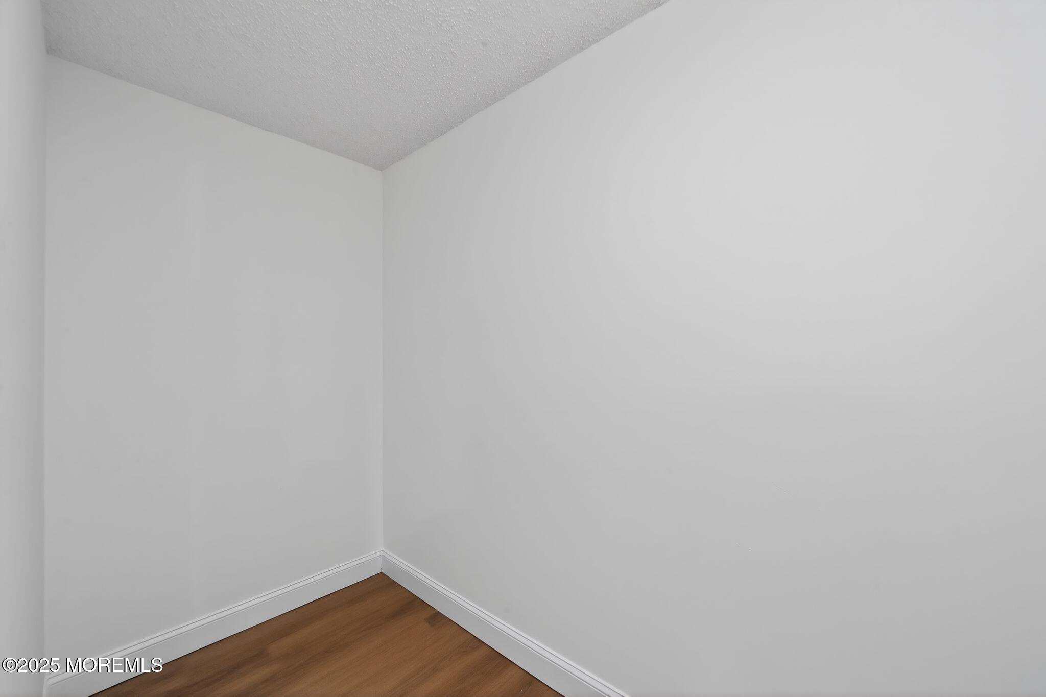 606 Goldthread Court Image 3