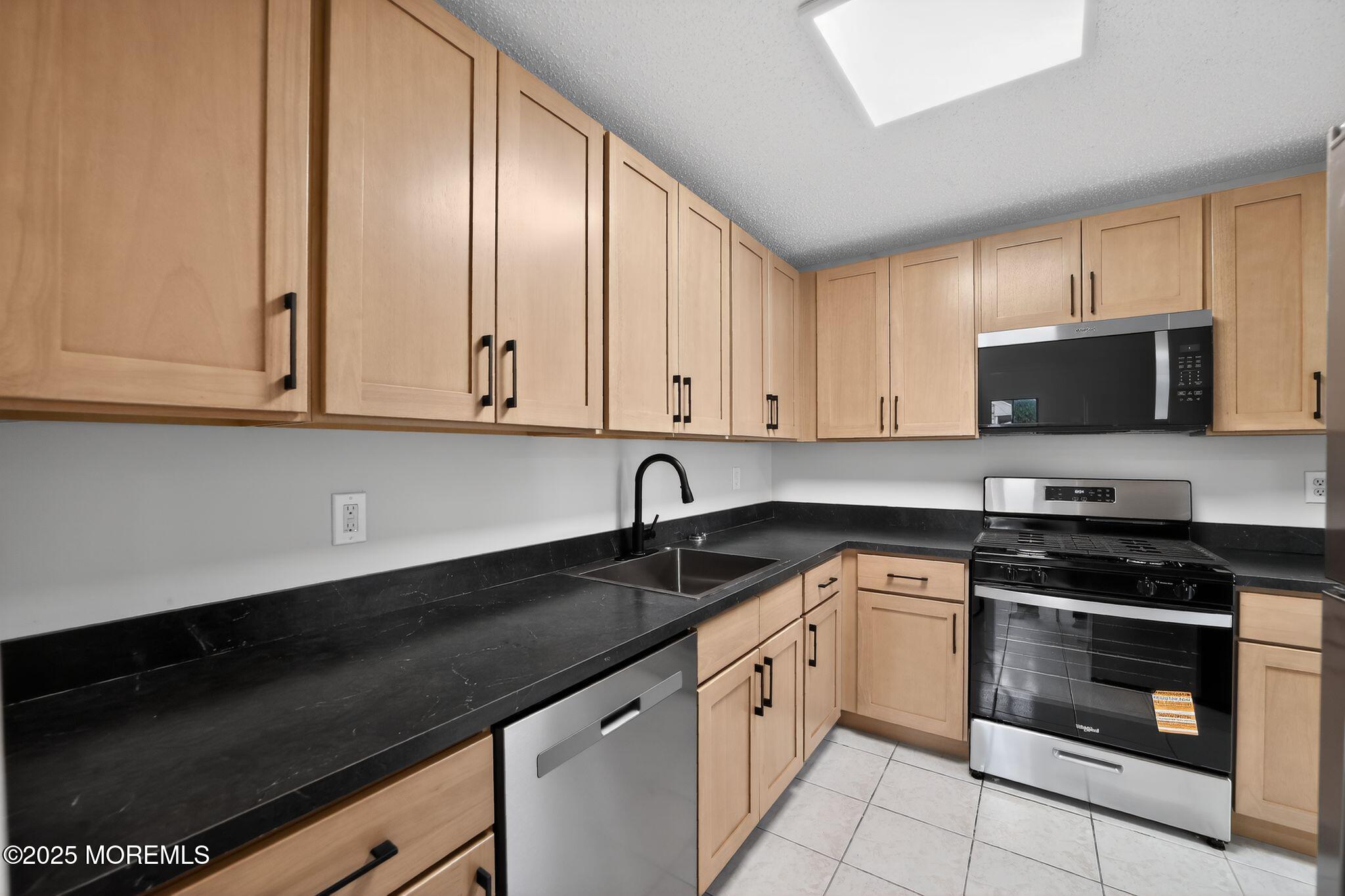 606 Goldthread Court, Jackson, NJ, 08527 image 10