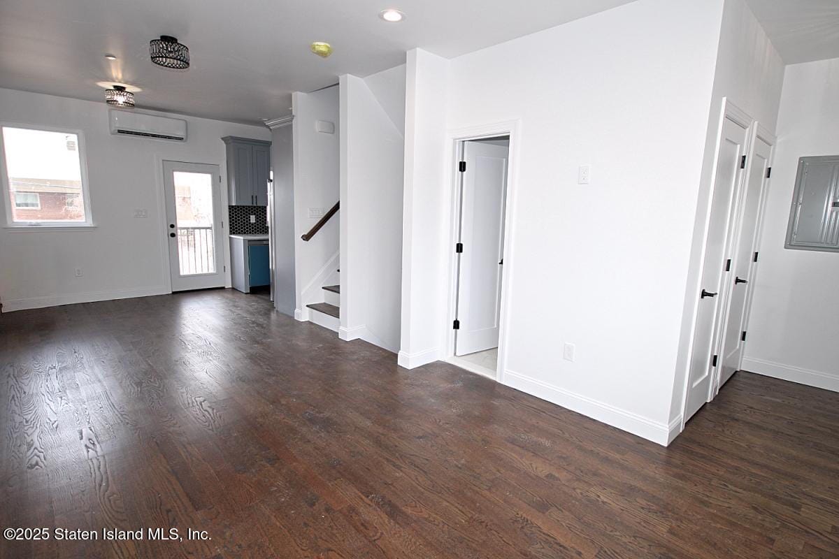 59 Maple Terrace Image 4