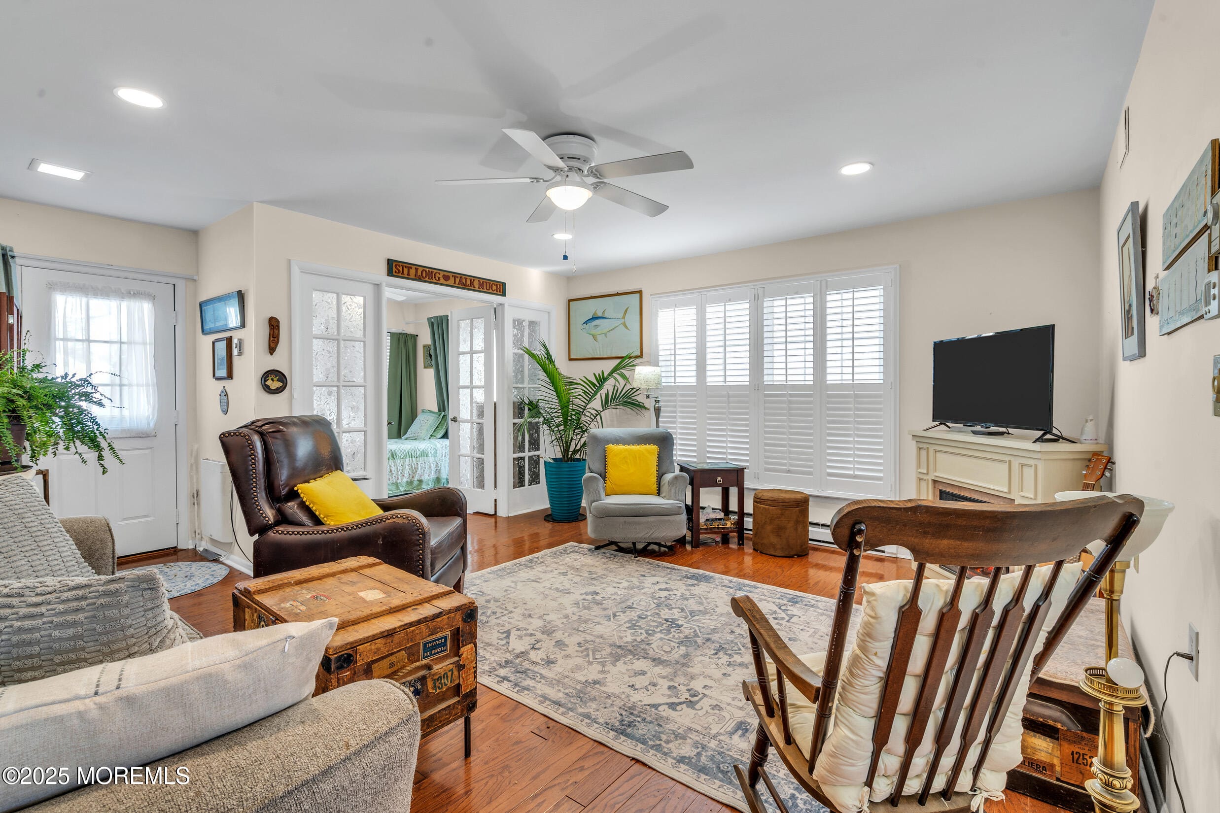 766B Liverpool Circle Image 3