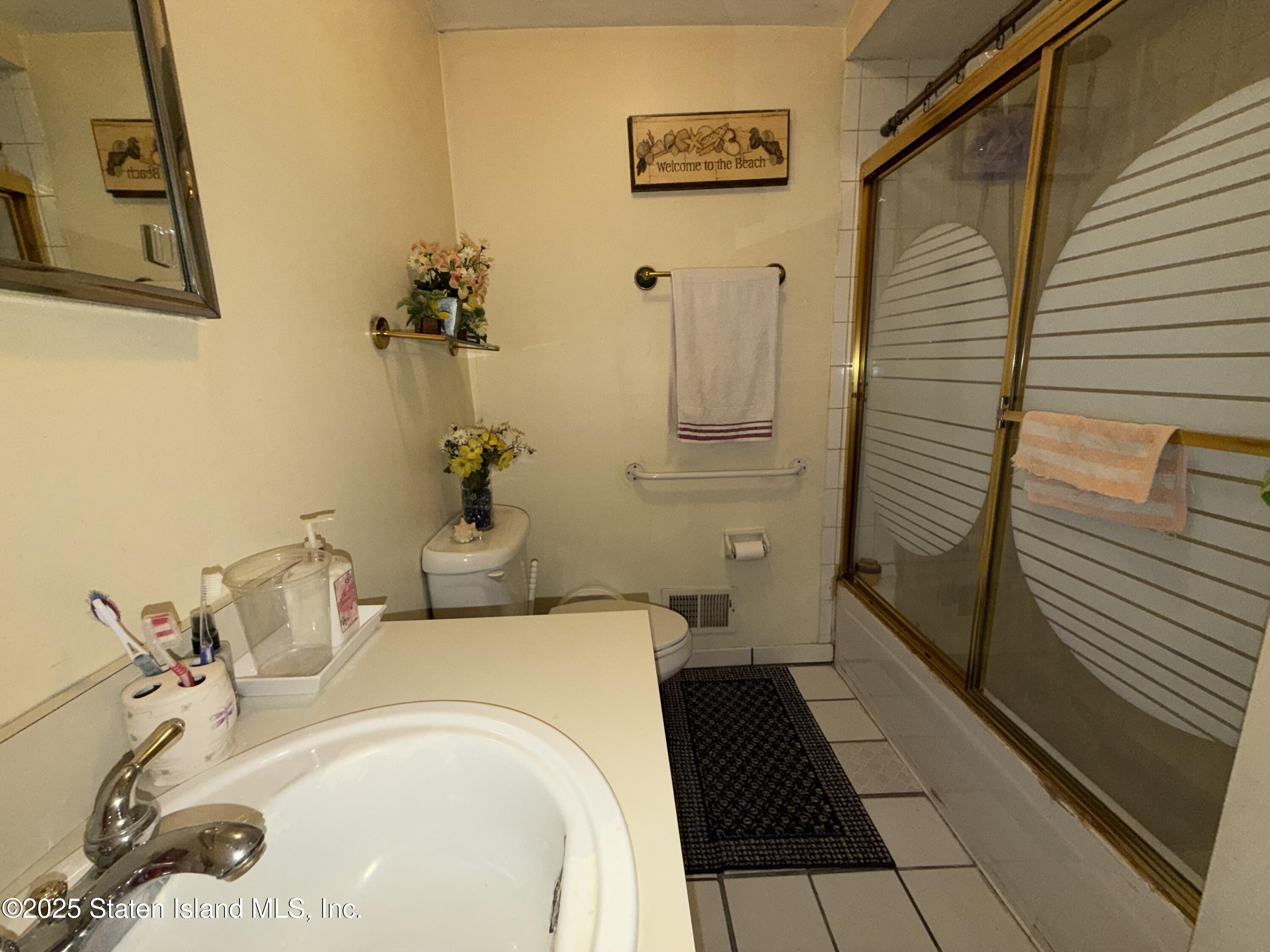 34 Northfield Court, Staten Island, NY, 10303 image 6