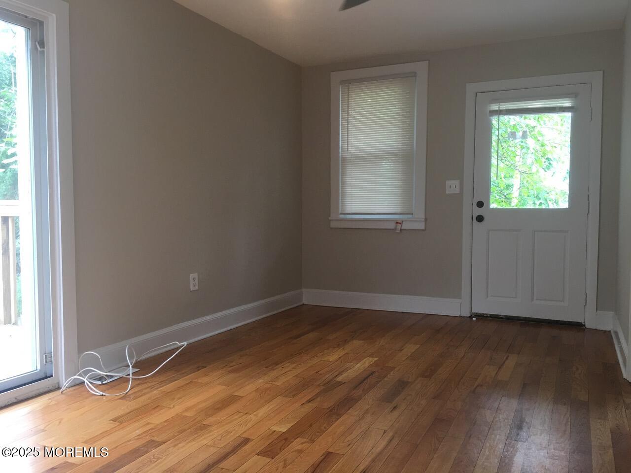 16 Leighton Place Image 2