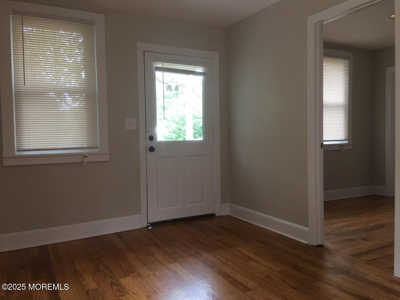 16 Leighton Place Image 3