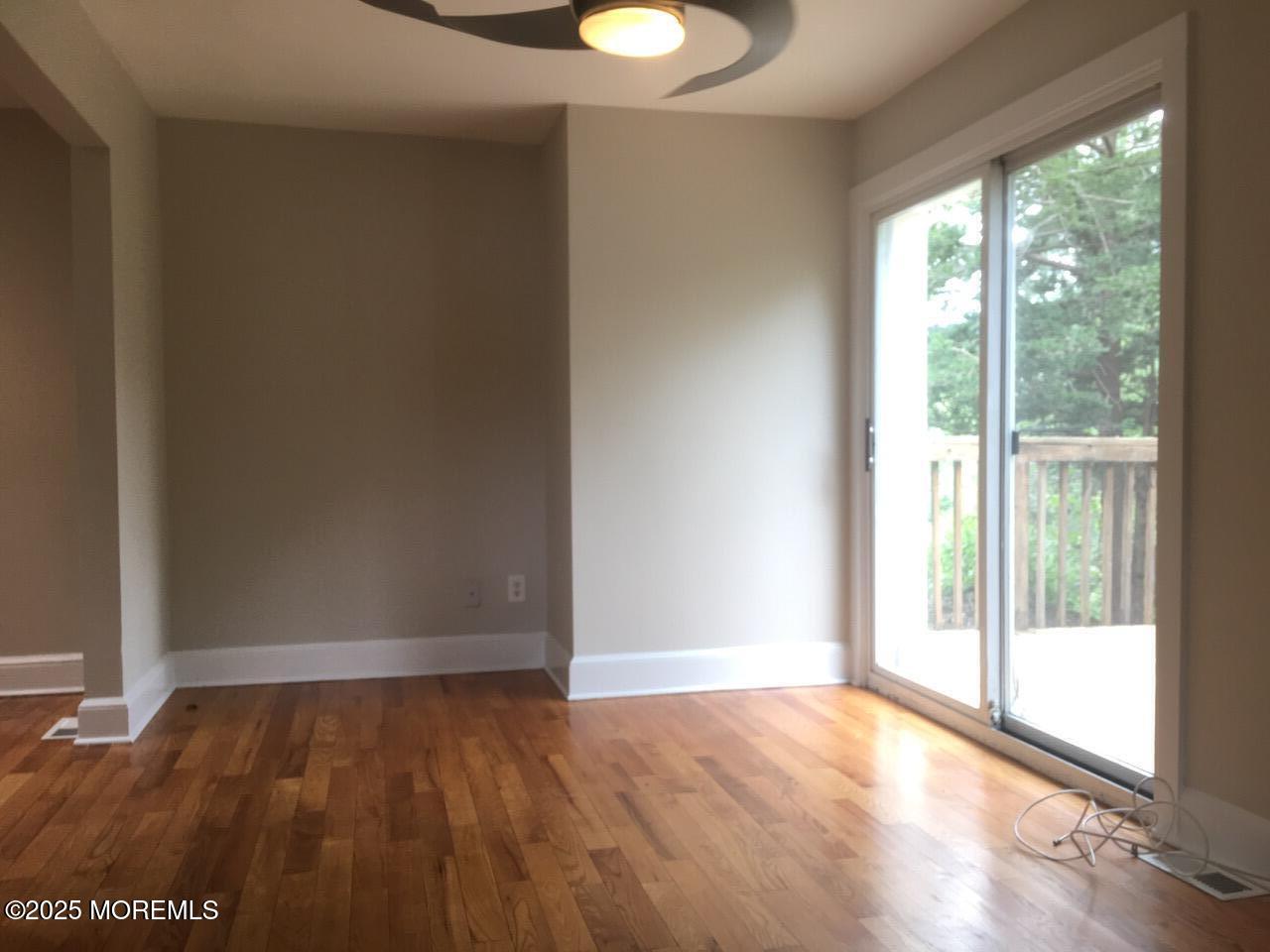 16 Leighton Place Image 4