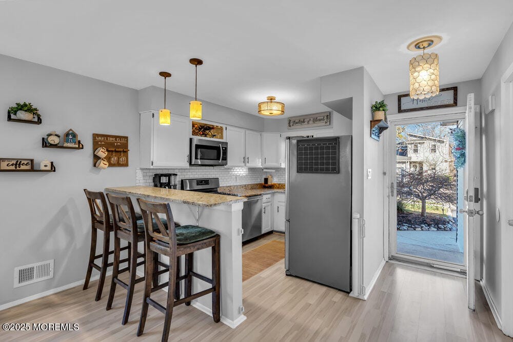 13B Emerald Drive B Image 3