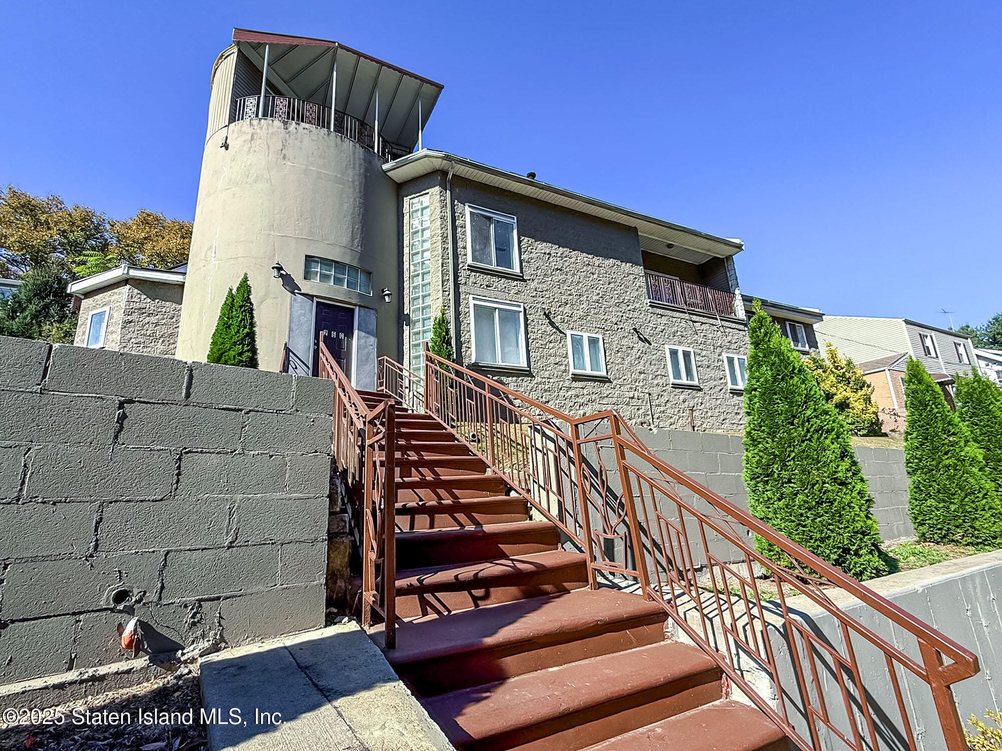 260 Hutchinson Boulevard Image 2