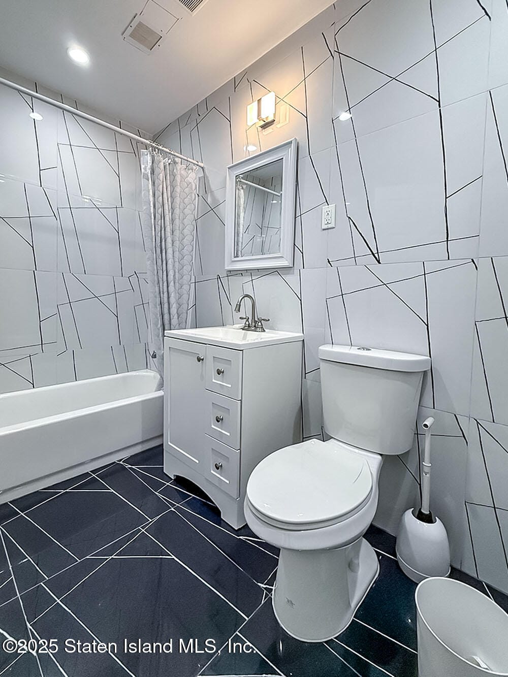 260 Hutchinson Boulevard, Mount Vernon, NY, 10552 image 11