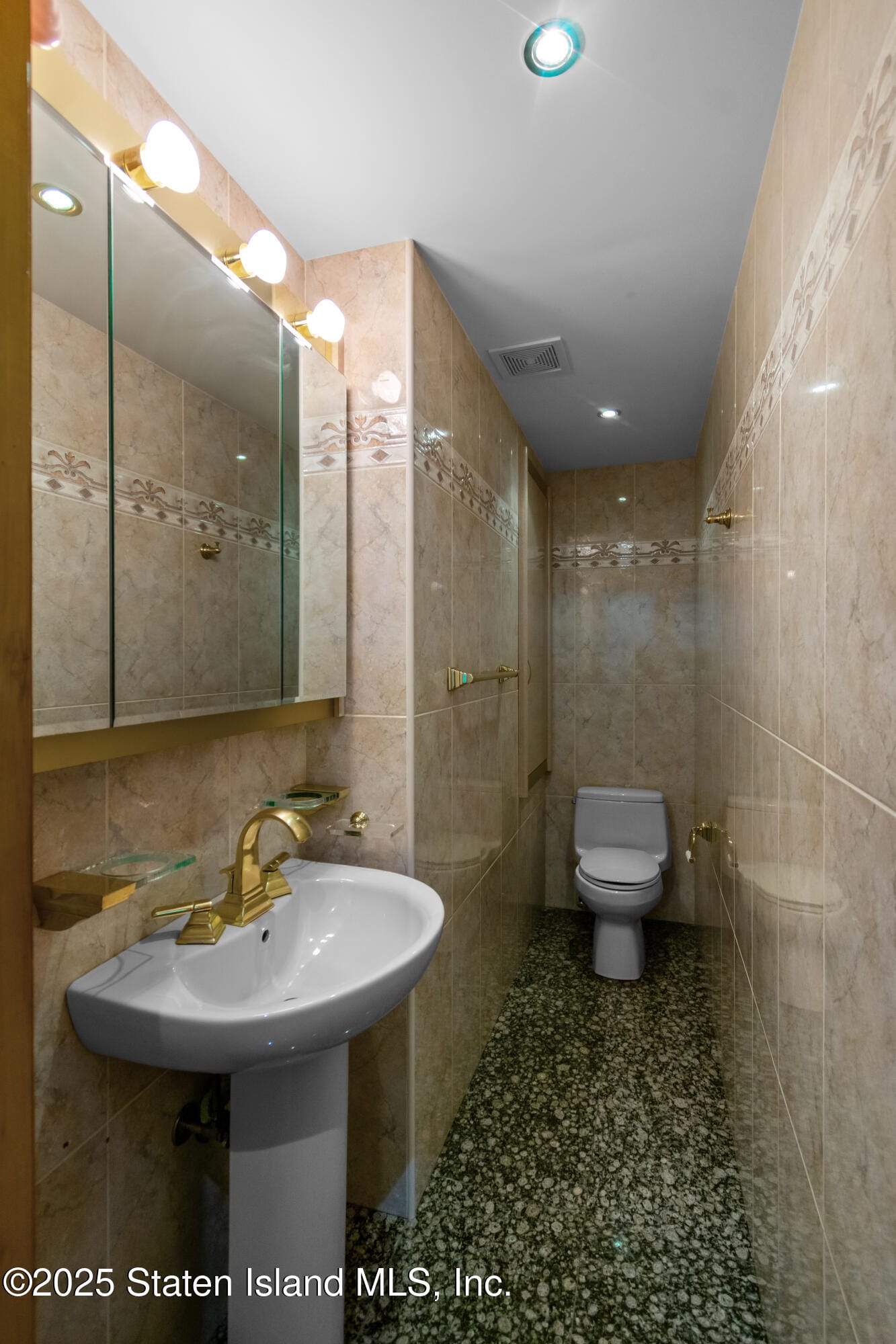 380 Gansevoort Boulevard, Staten Island, NY, 10314 image 11