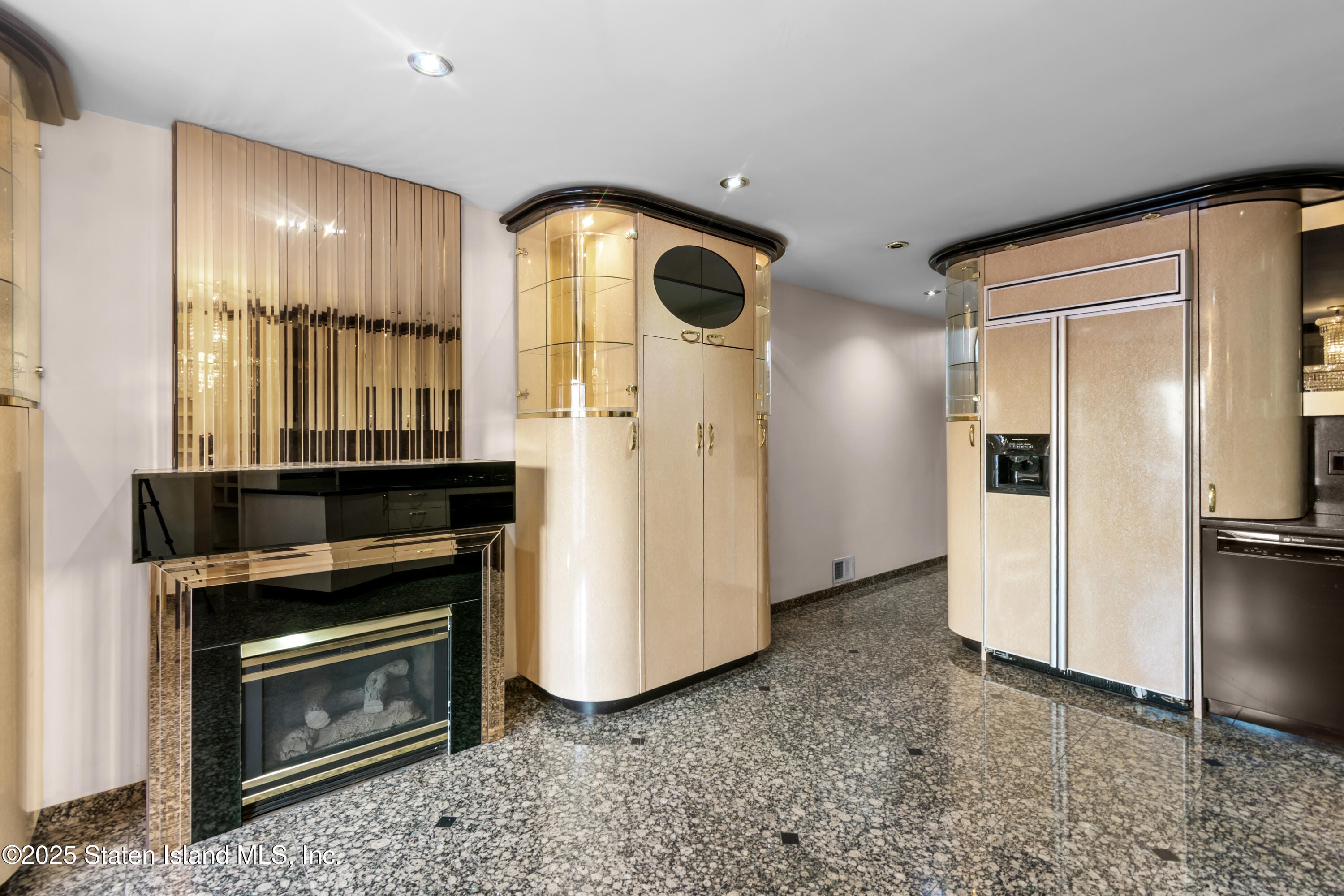 380 Gansevoort Boulevard, Staten Island, NY, 10314 image 6