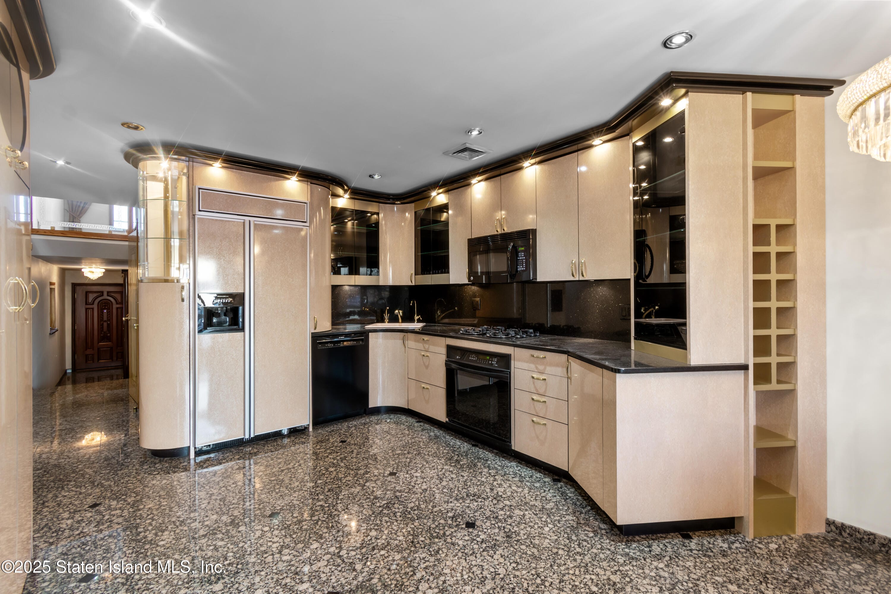 380 Gansevoort Boulevard, Staten Island, NY, 10314 image 7