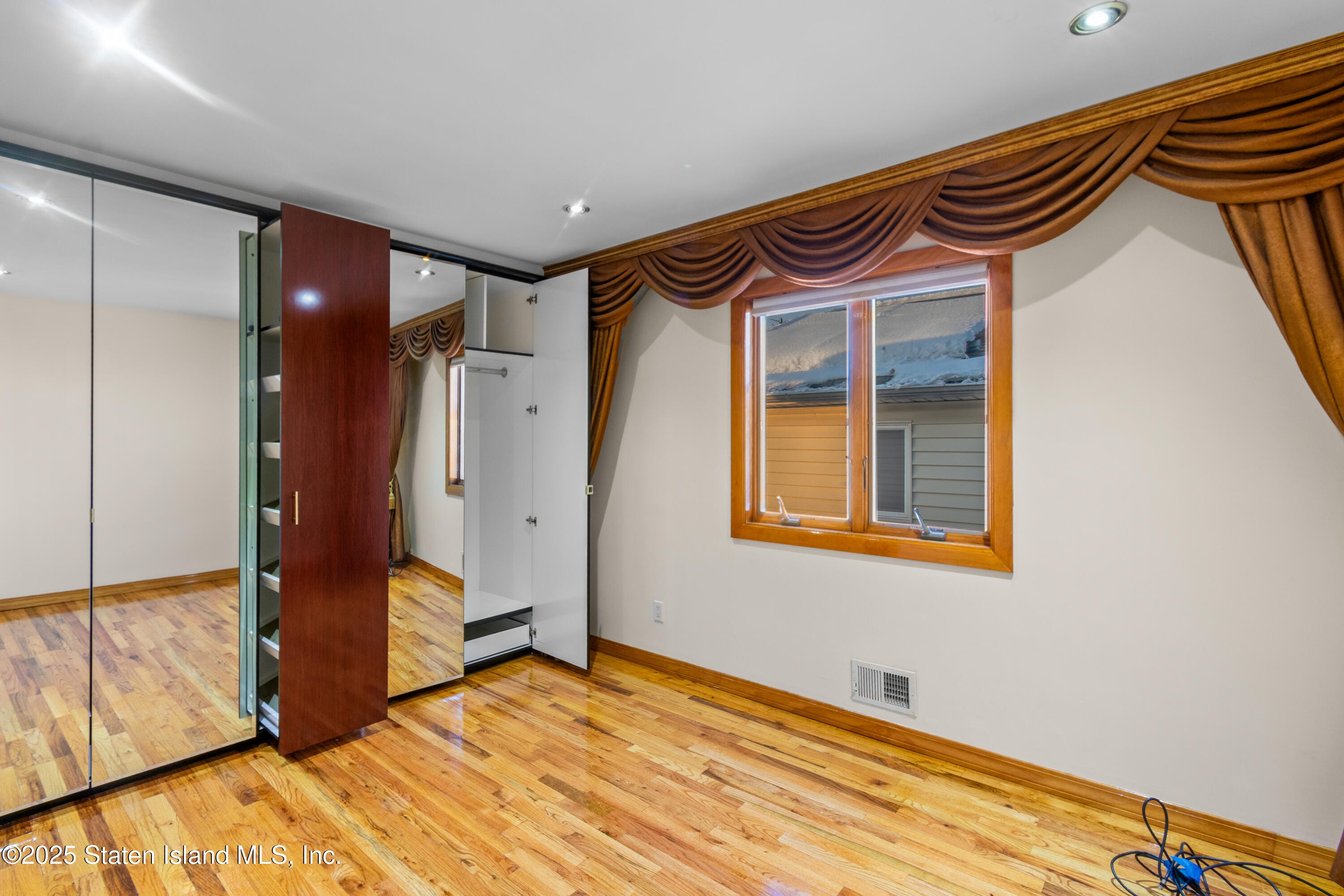 380 Gansevoort Boulevard, Staten Island, NY, 10314 image 12