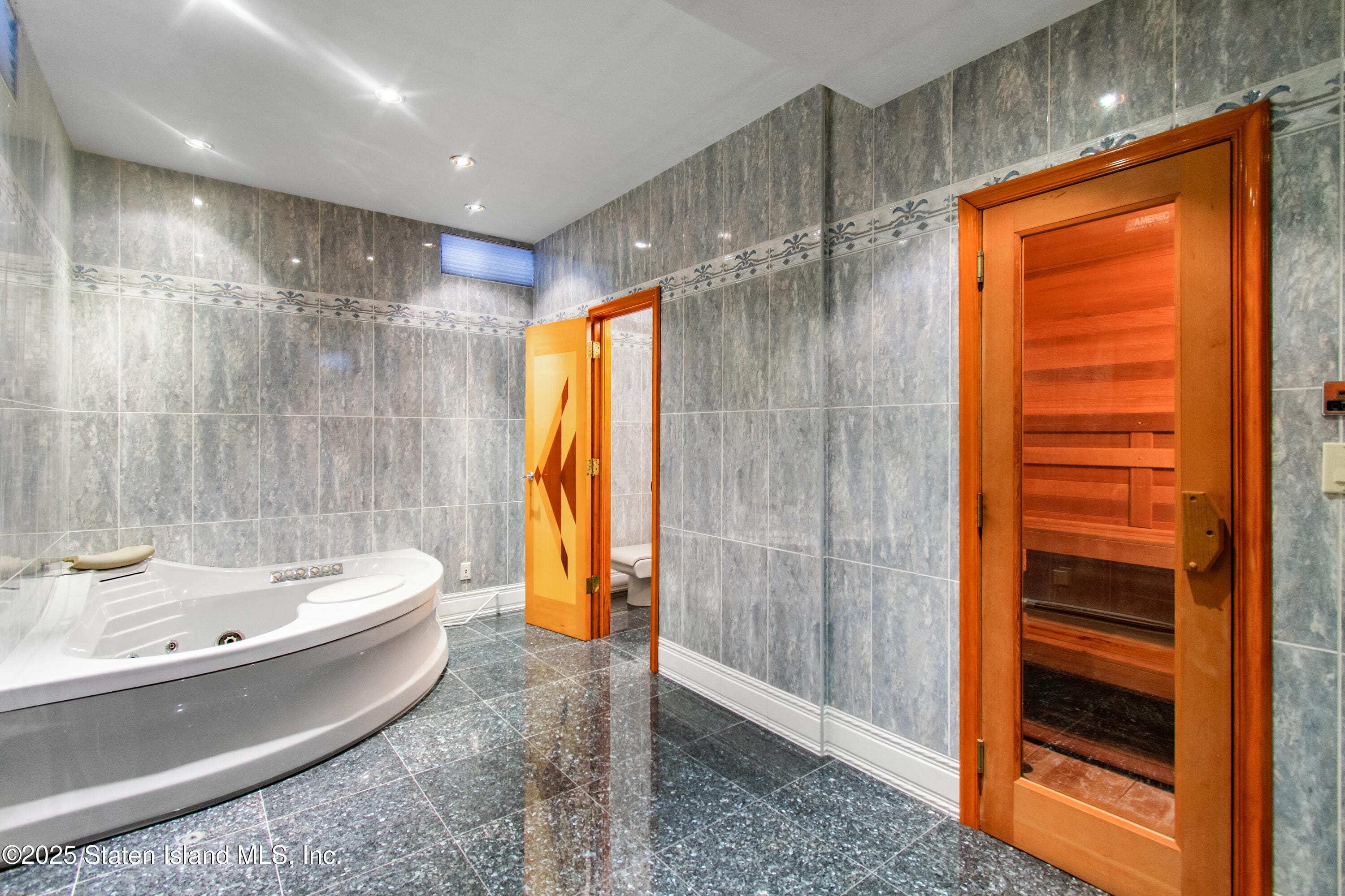 380 Gansevoort Boulevard, Staten Island, NY, 10314 image 27