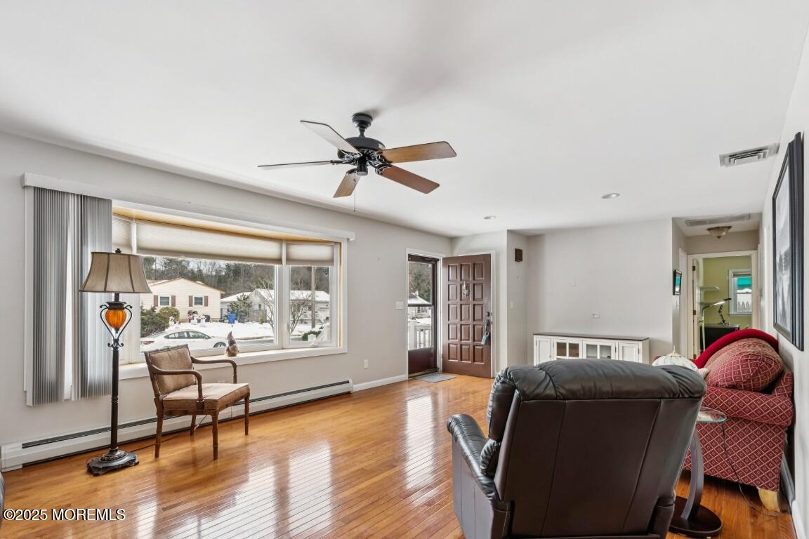 531 Azalea Drive Image 5