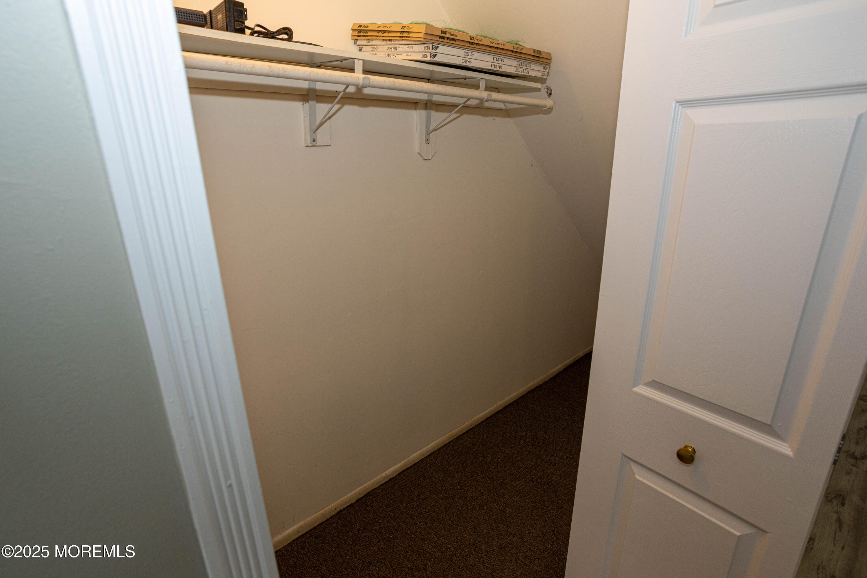 60 County Road 21, Aberdeen, NJ, 07721 image 17