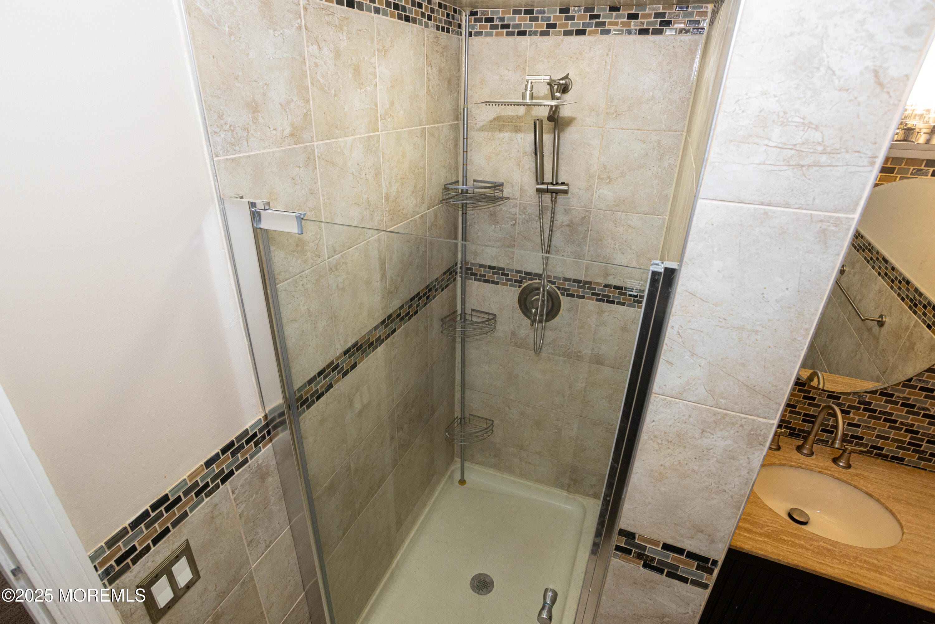 60 County Road 21, Aberdeen, NJ, 07721 image 21