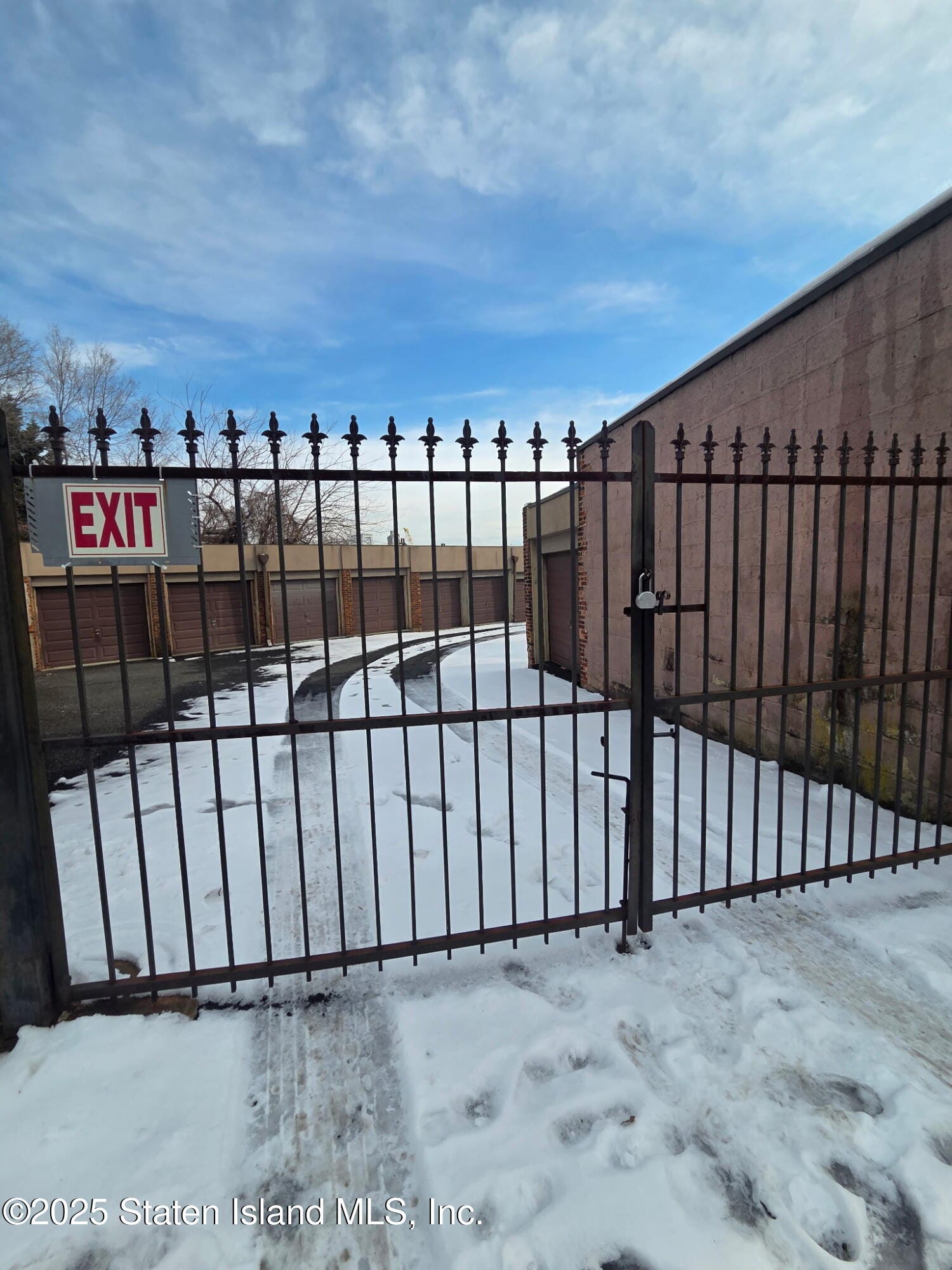 65 St. Pauls Avenue Image 4