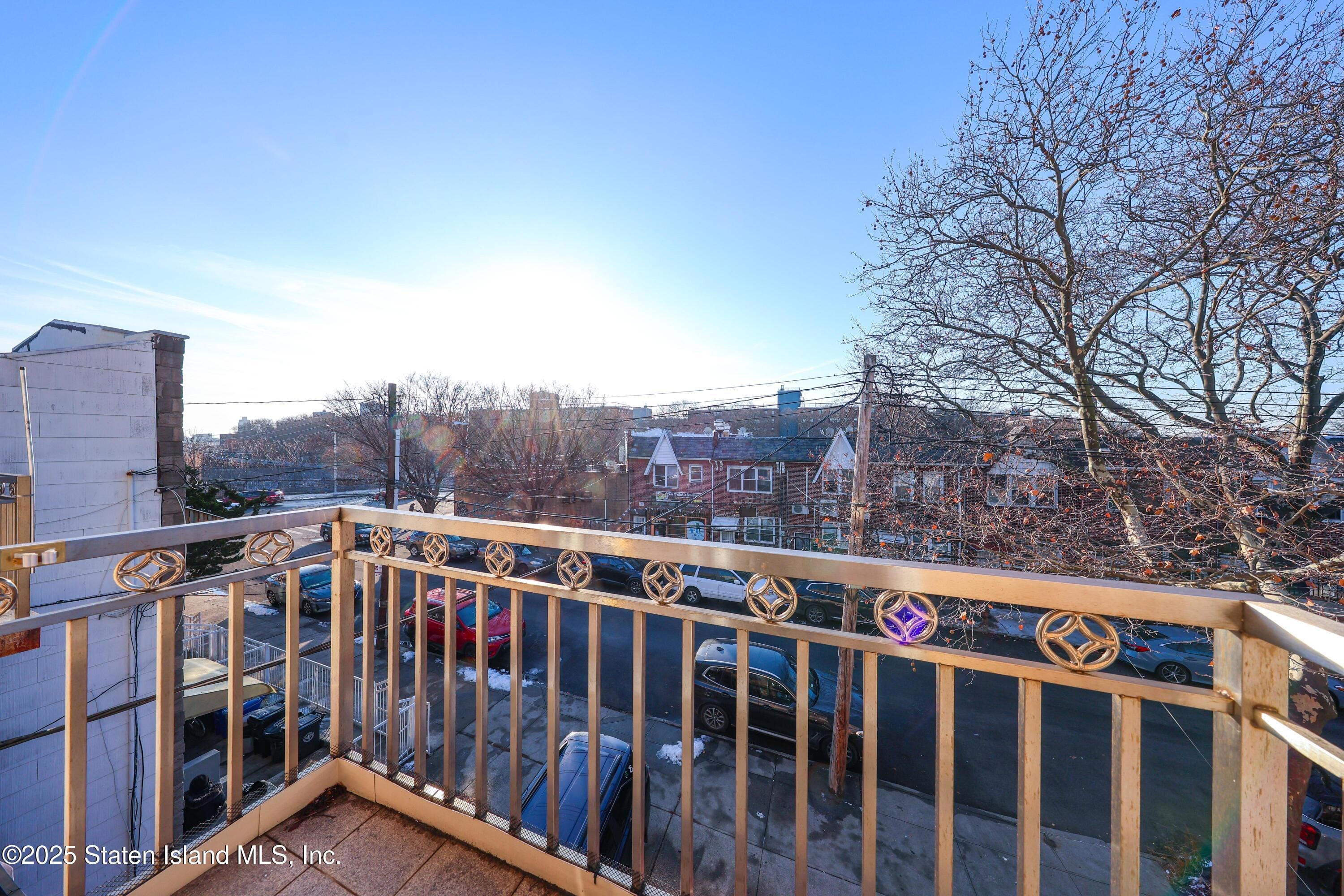 2265 W 7th Street 3b Image 4