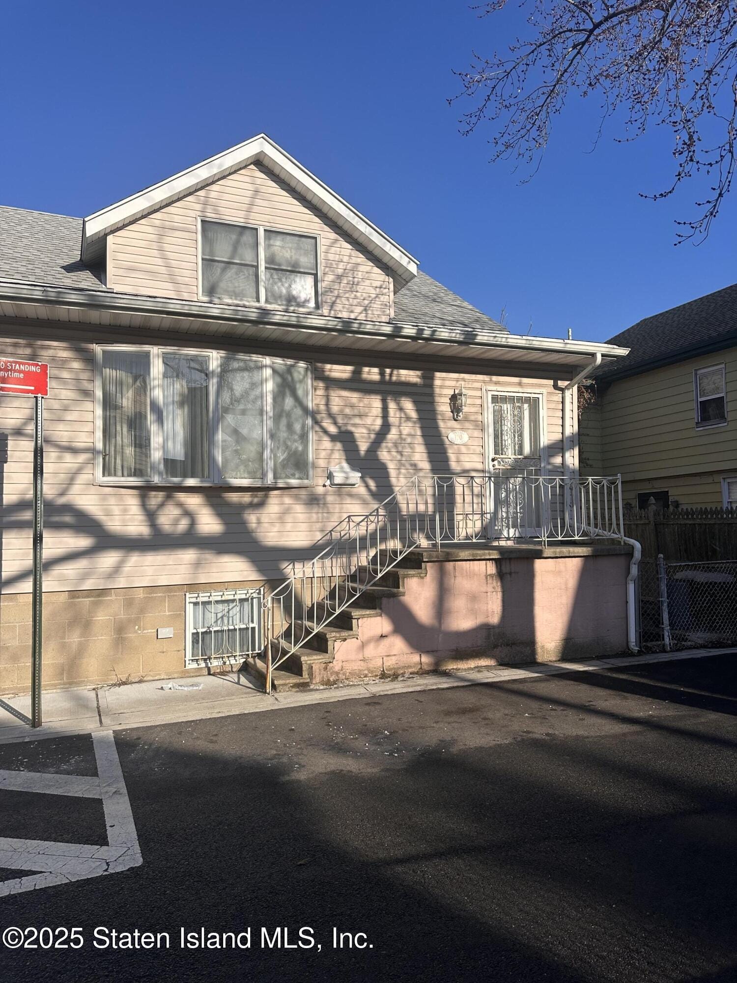 120 Noel Avenue Image 2