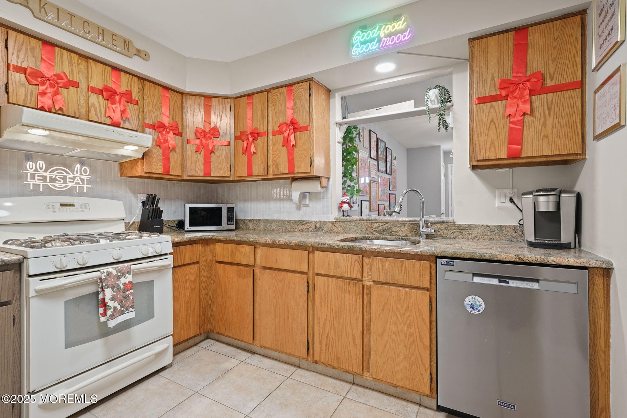 283 Gloucester Court, Aberdeen, NJ, 07747 image 10