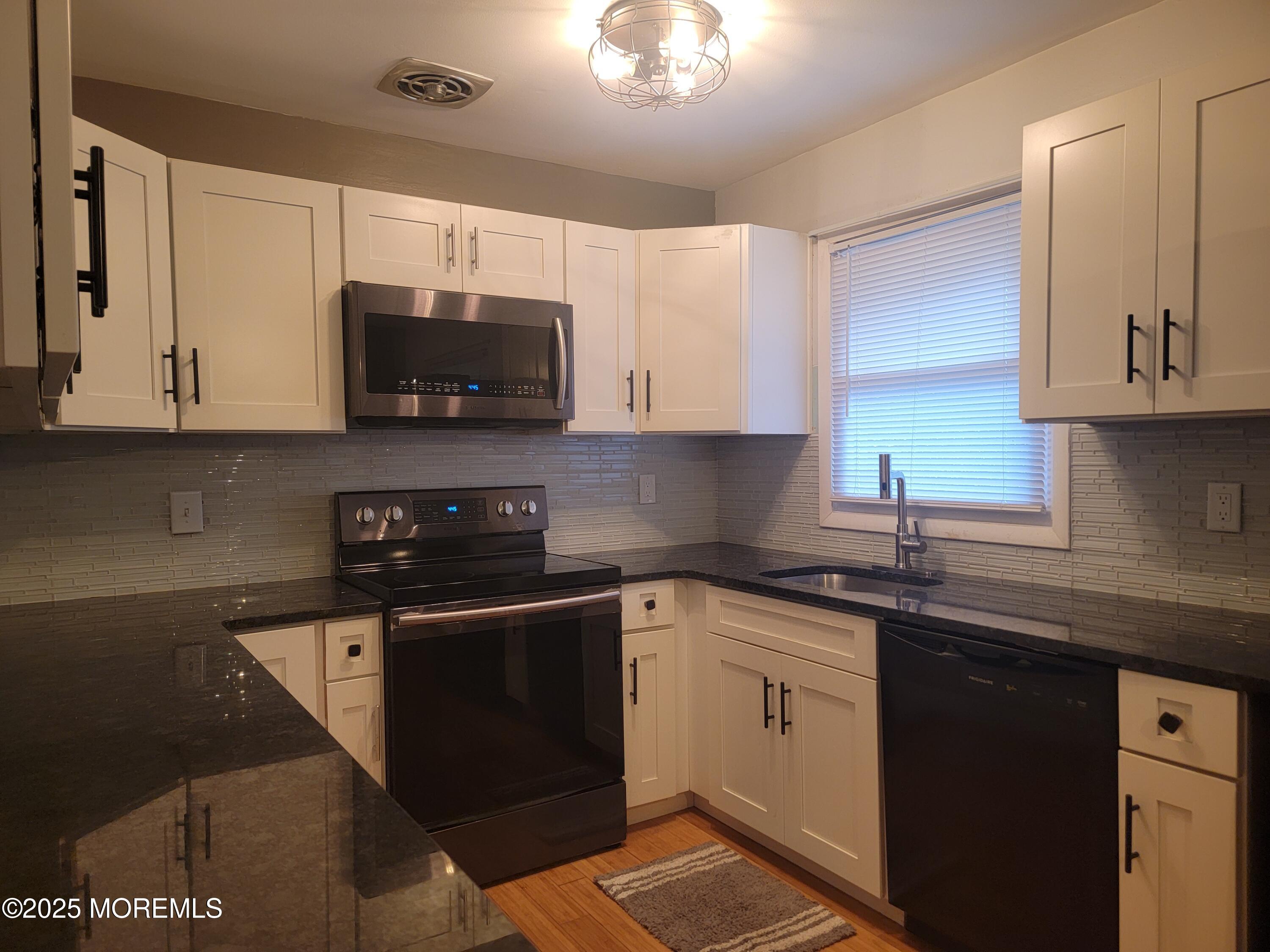 28 A Yorktowne Parkway, Whiting, NJ, 08759 image 13