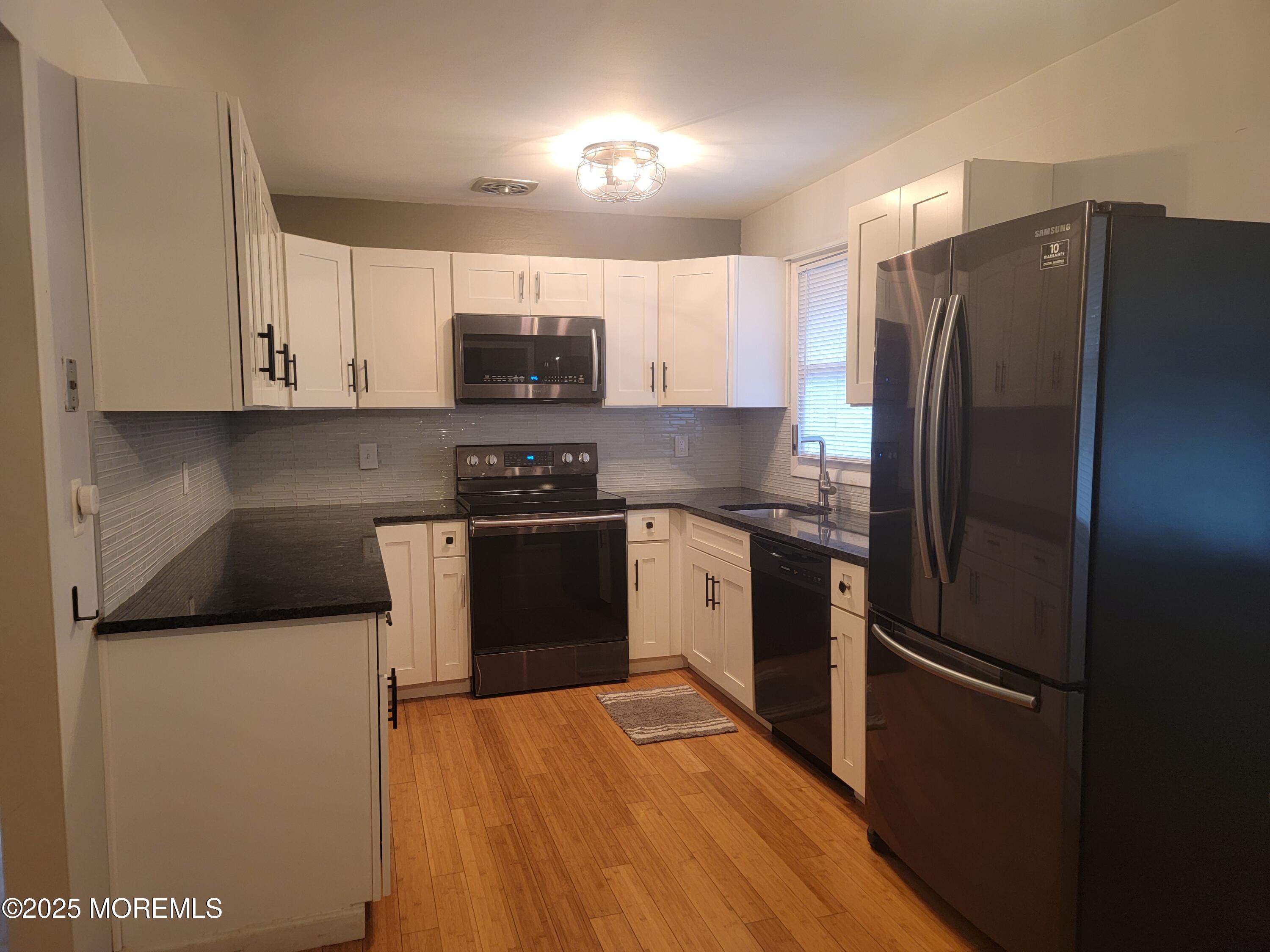 28 A Yorktowne Parkway, Whiting, NJ, 08759 image 16