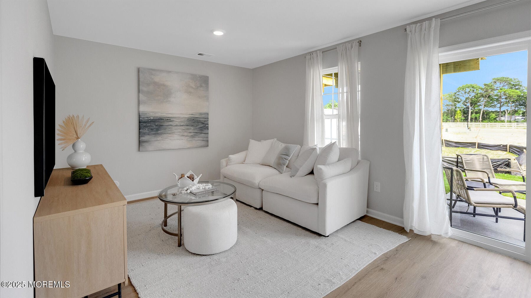 25 Baybreeze Drive Image 5