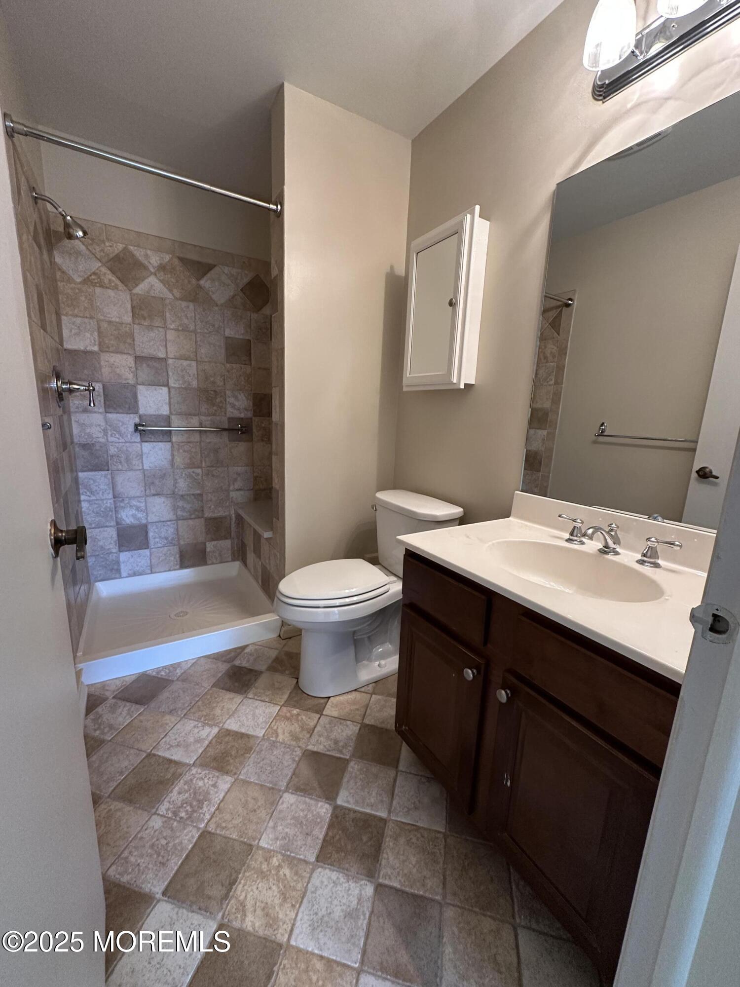 20 Danbury Court, Red Bank, NJ, 07701 image 12