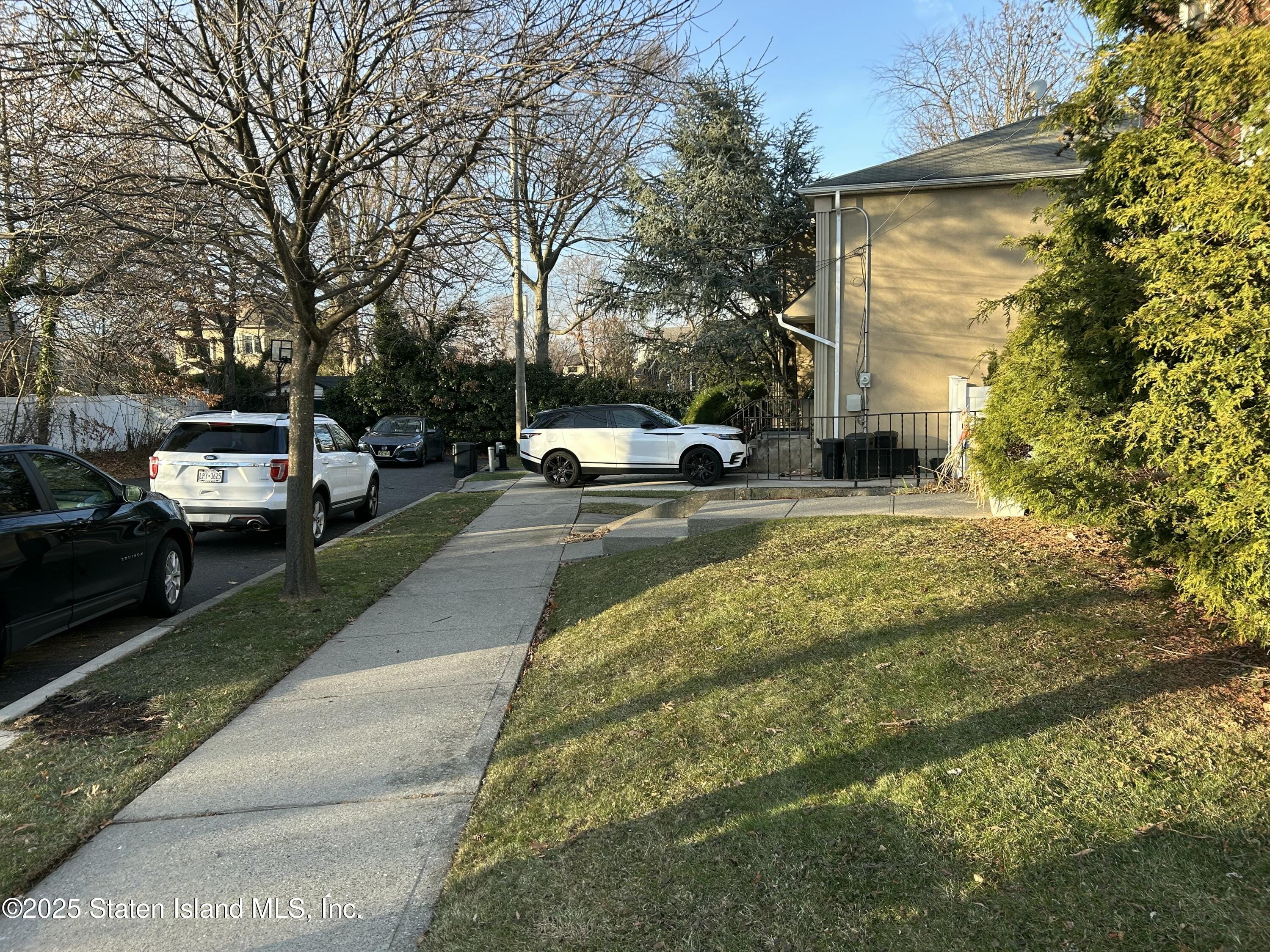 735 North Burgher Avenue, Staten Island, NY, 10310 image 22