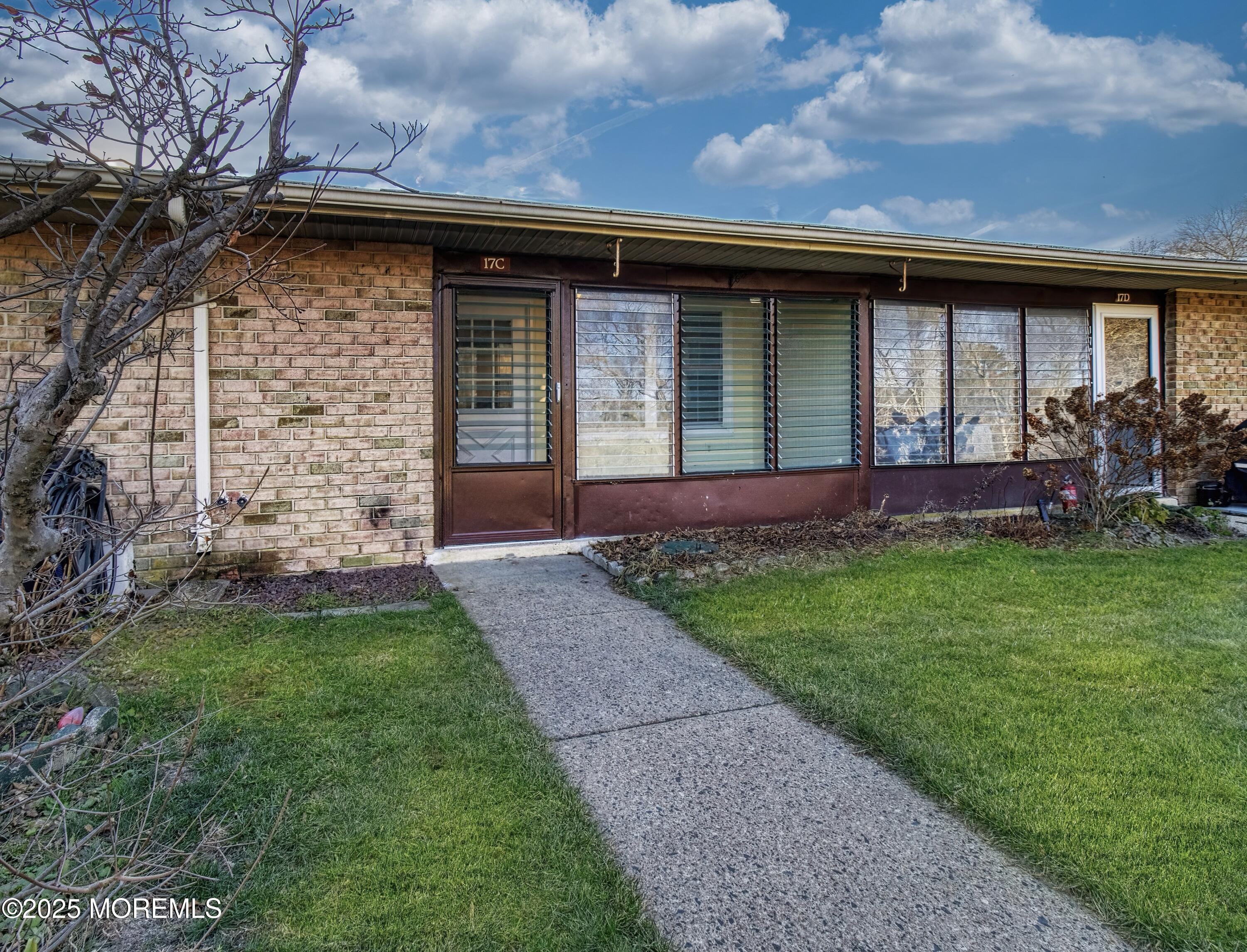 17C Sterling Street Image 3