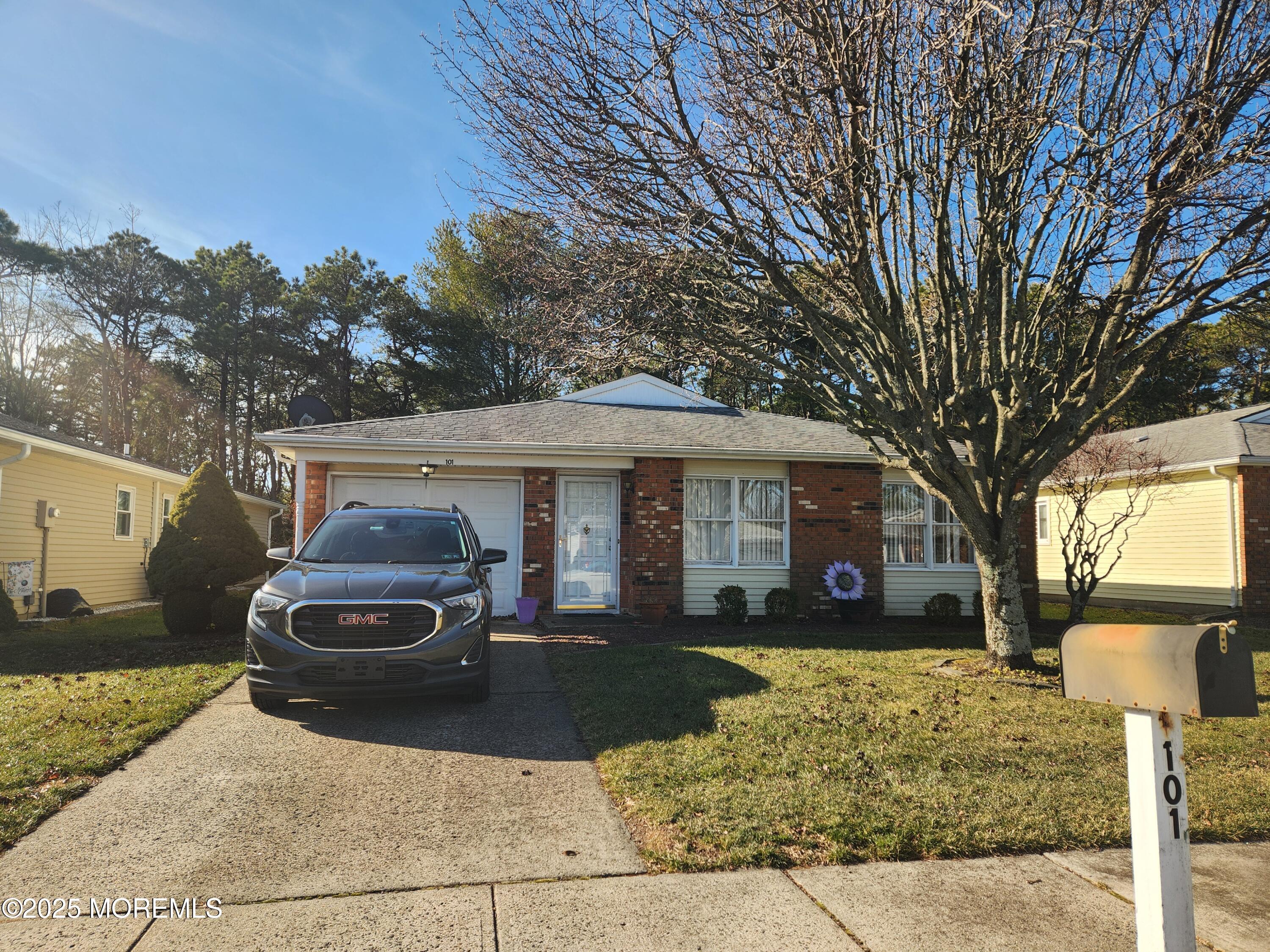 101 Meadowbrook Road, Brick, NJ, 08723
