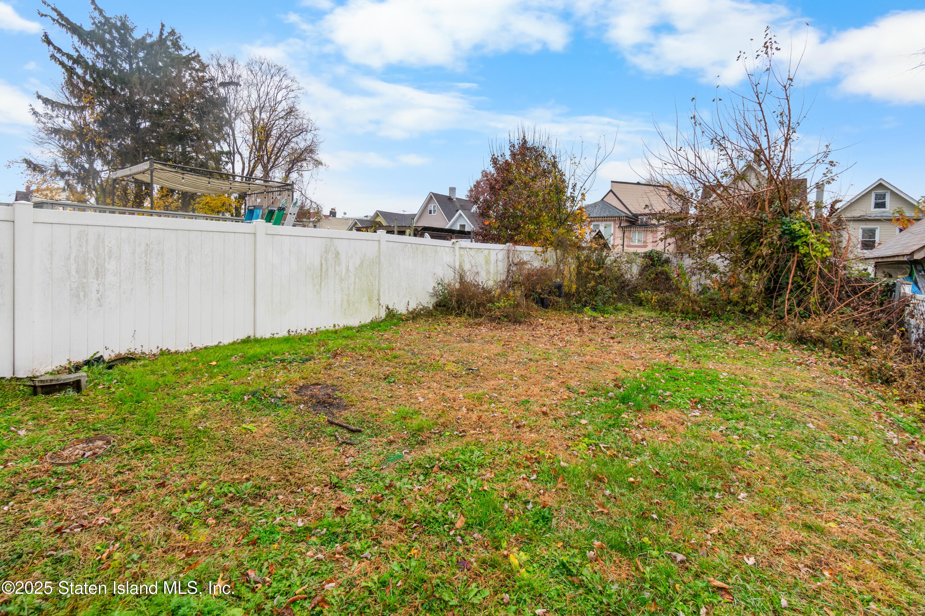 34 Dongan Street Image 4