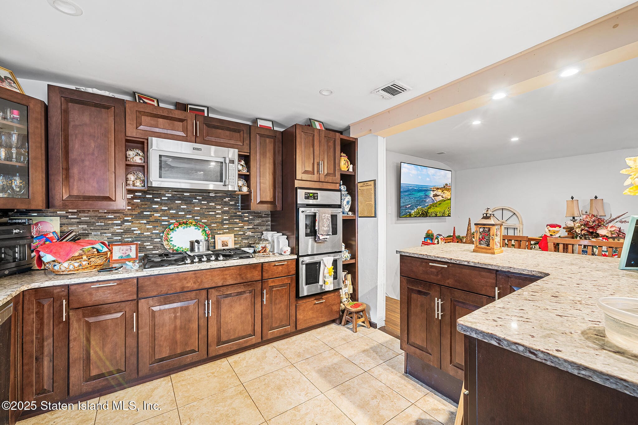 181 Mosely Avenue Image 5