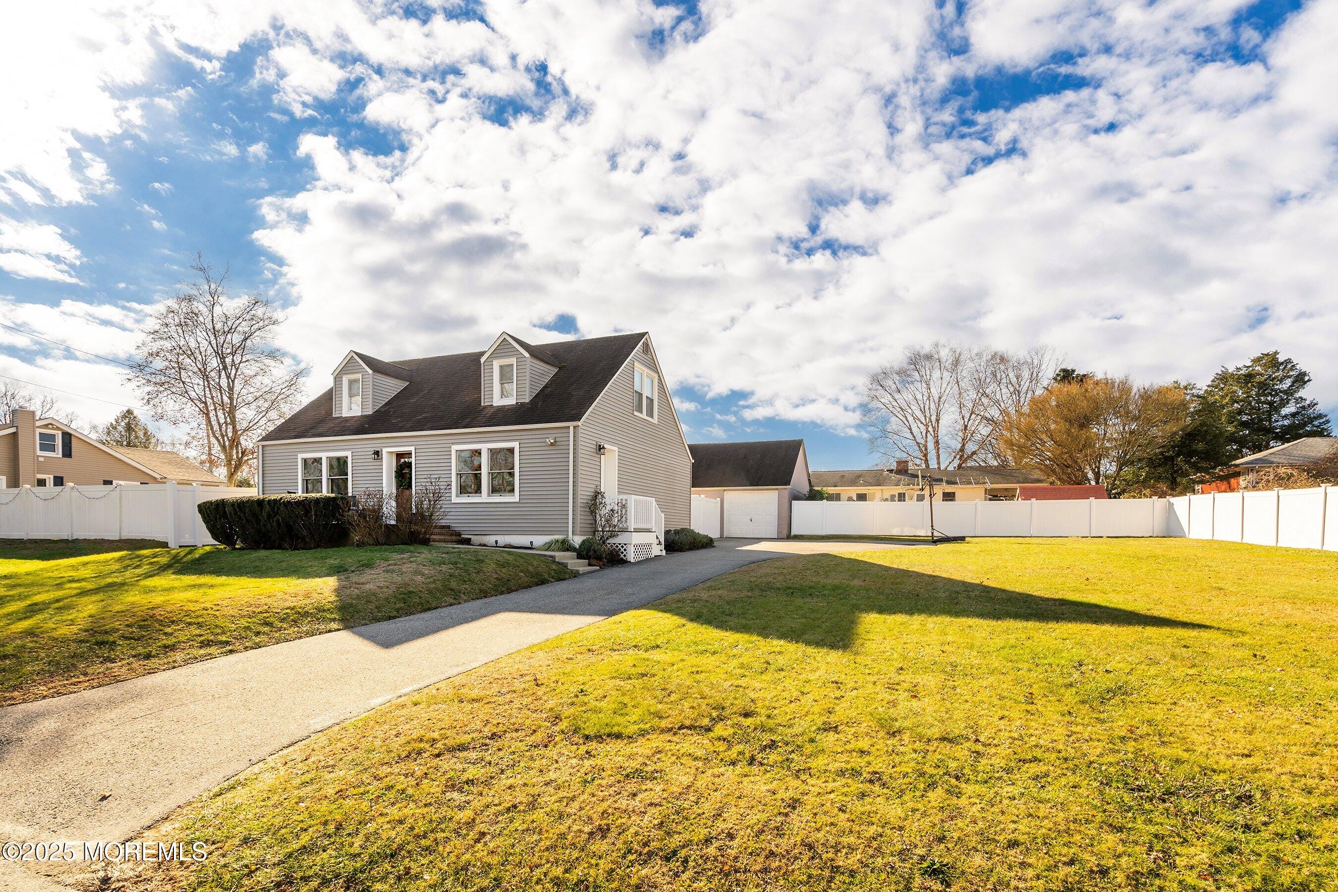 2705 Grant Street Image 3