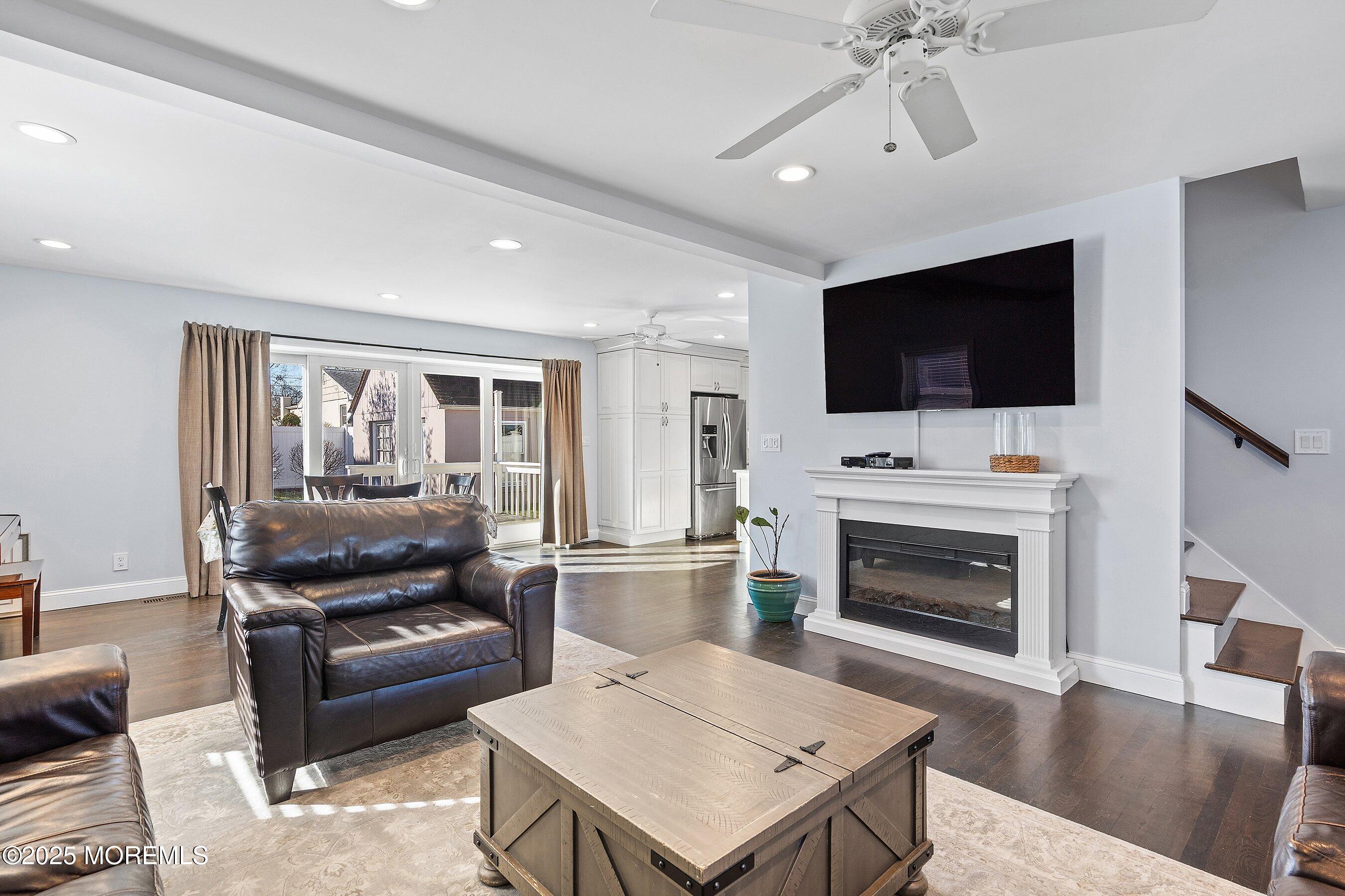 2705 Grant Street Image 4