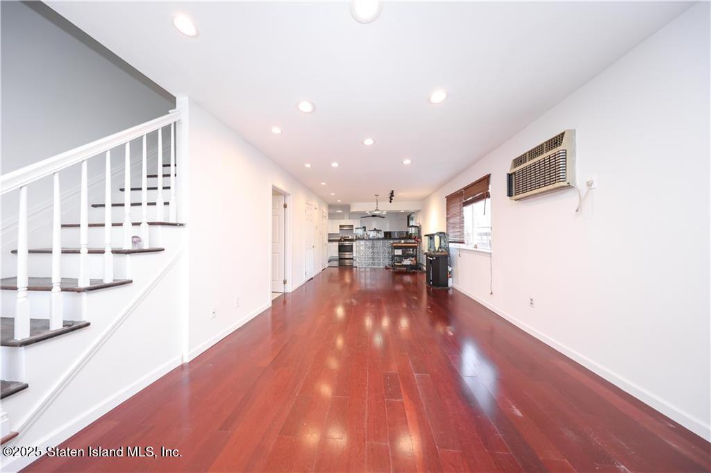 46 Lewiston Street Image 3