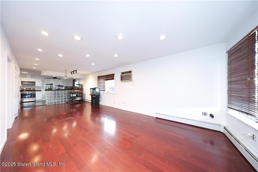 46 Lewiston Street Image 5