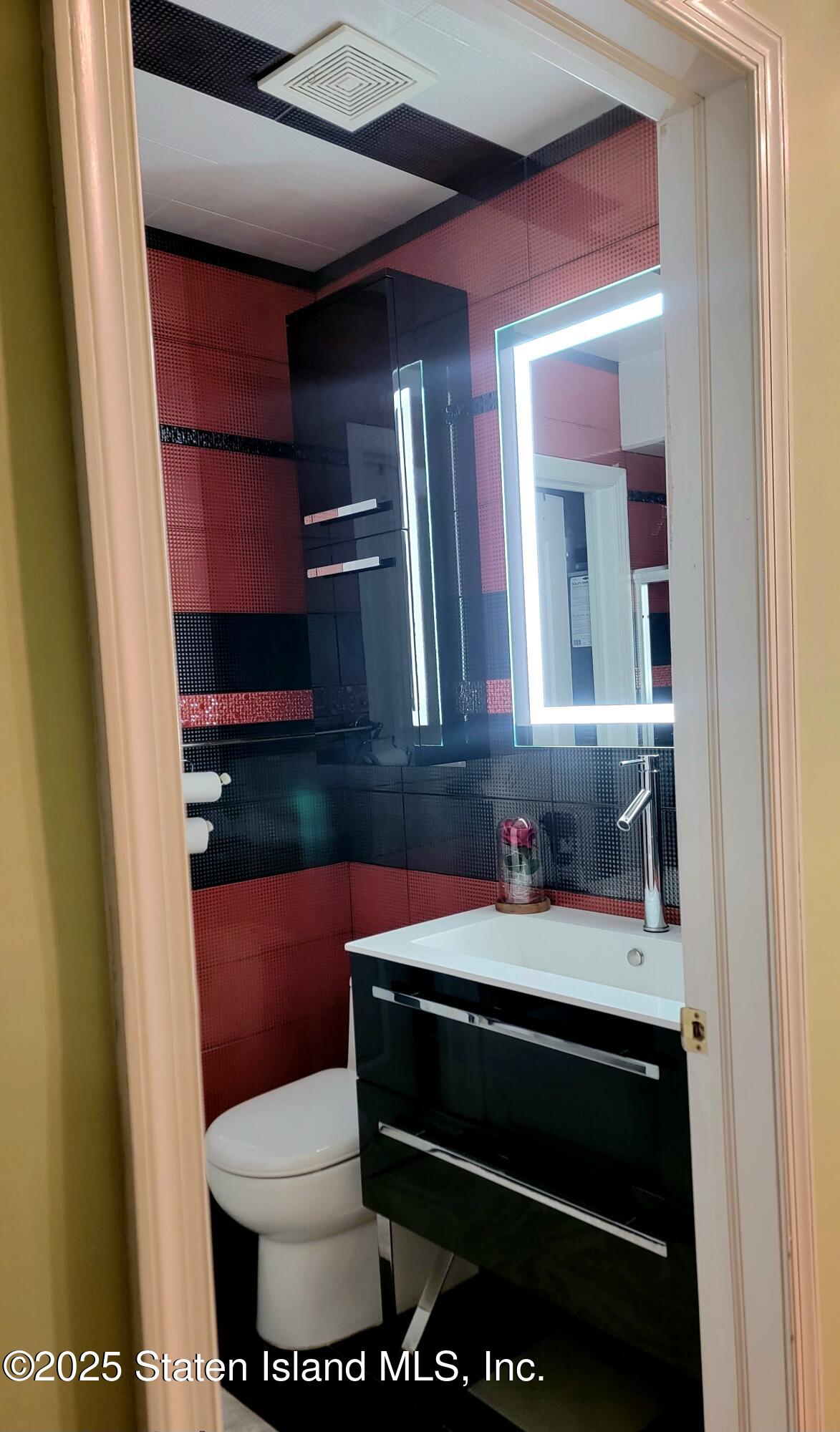 81 Glover Street, Staten Island, NY, 10308 image 46