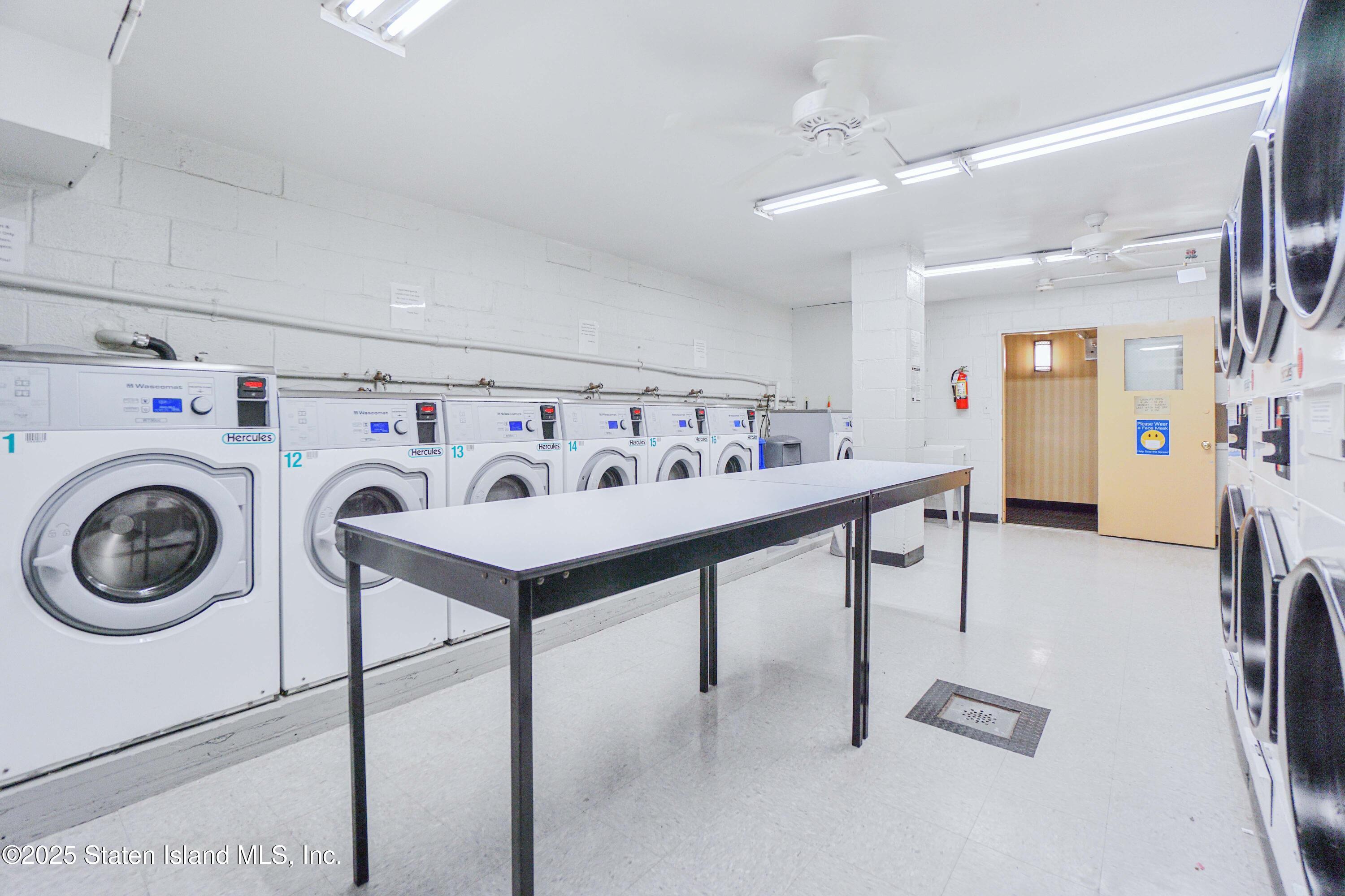 1000 Clove Road L-P, Staten Island, NY, 10301 image 18