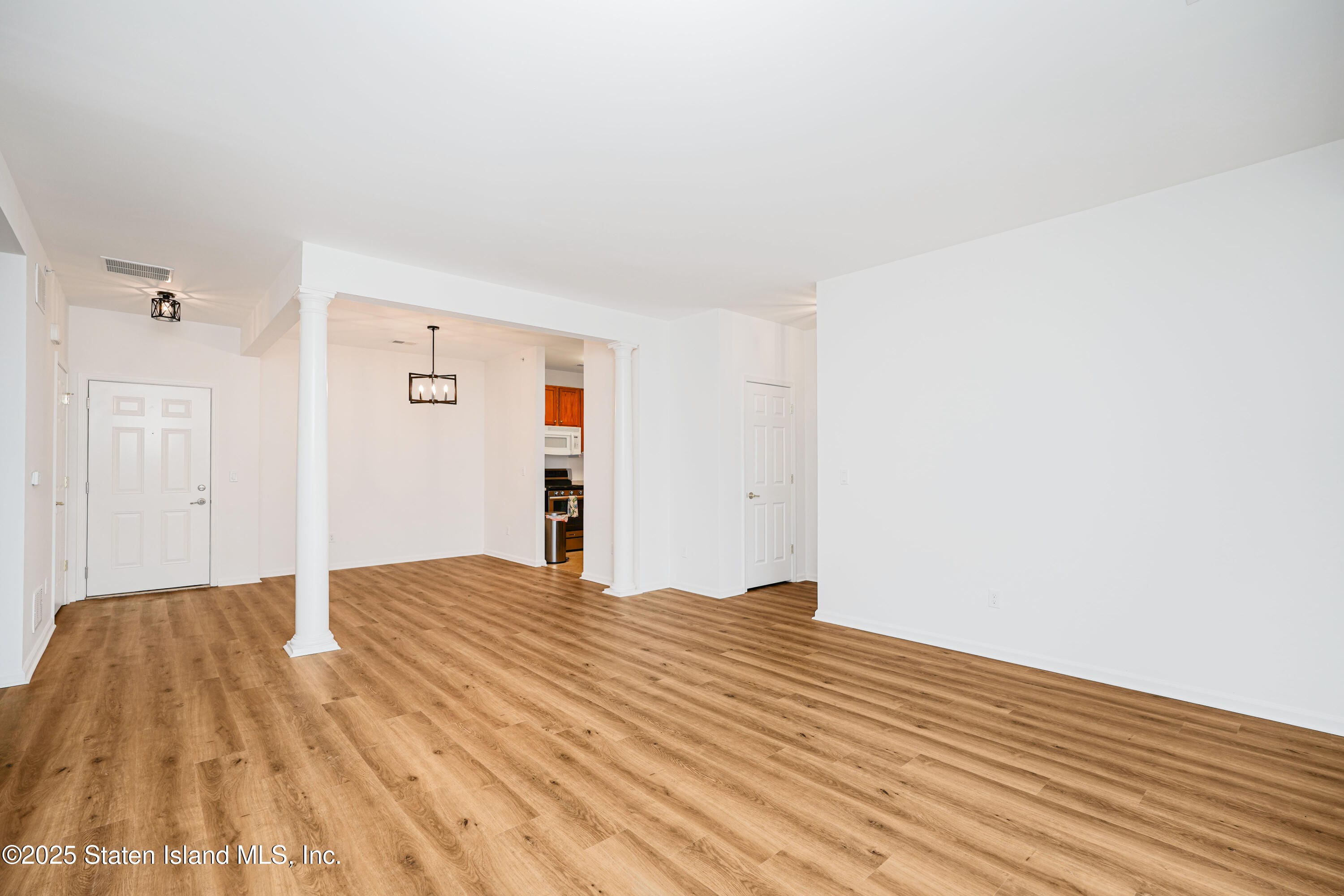 108 Picadilly Drive 108 Building #4, Morganville, NJ, 07751 image 18